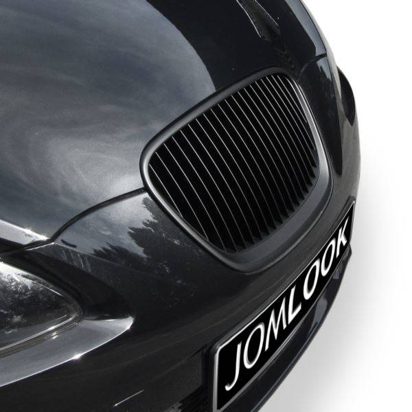решетка радиатора seat LEON 1P 09-12 / ALTEA 5P 09- Black матовая