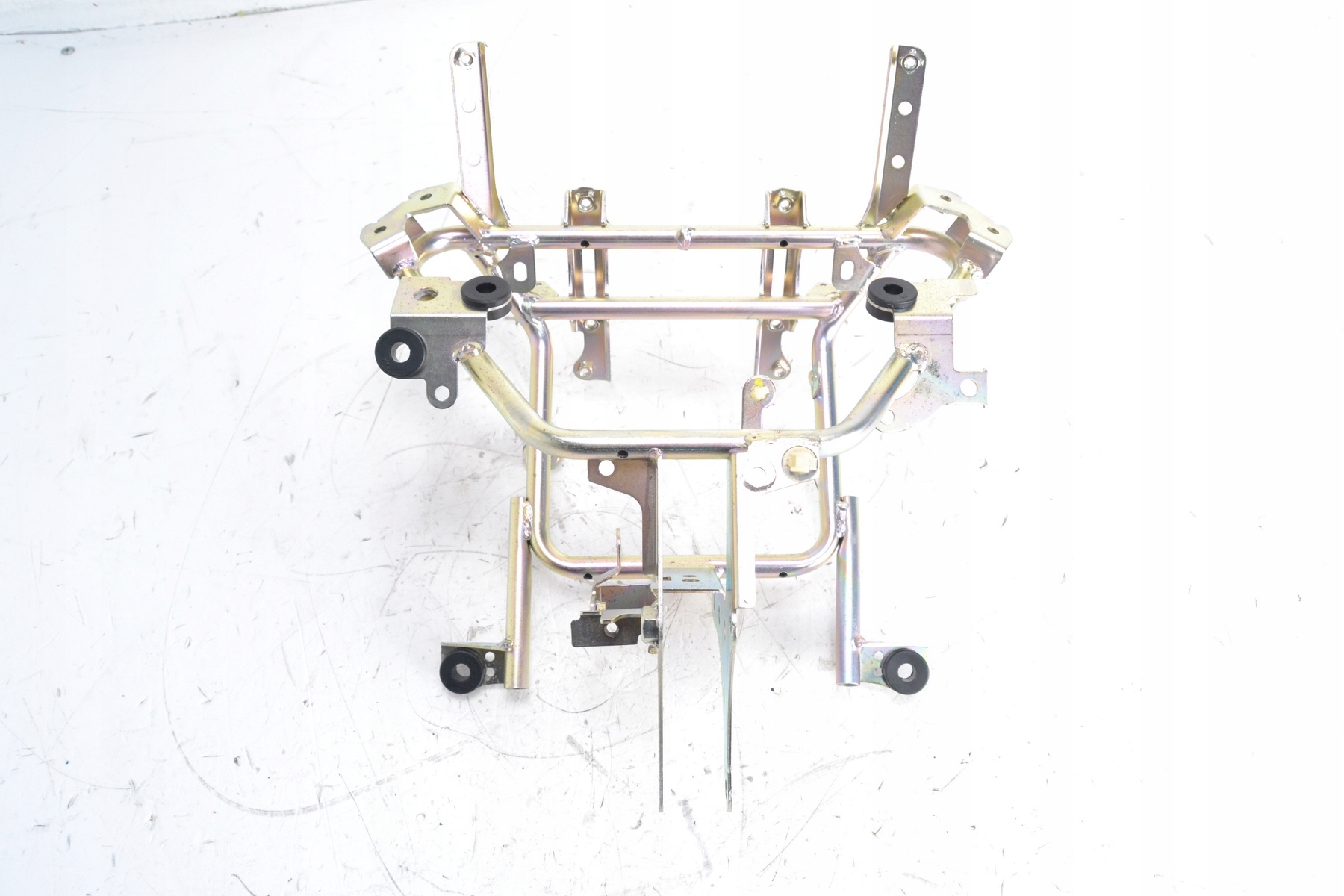 Передня рама Honda FORZA 125 16-