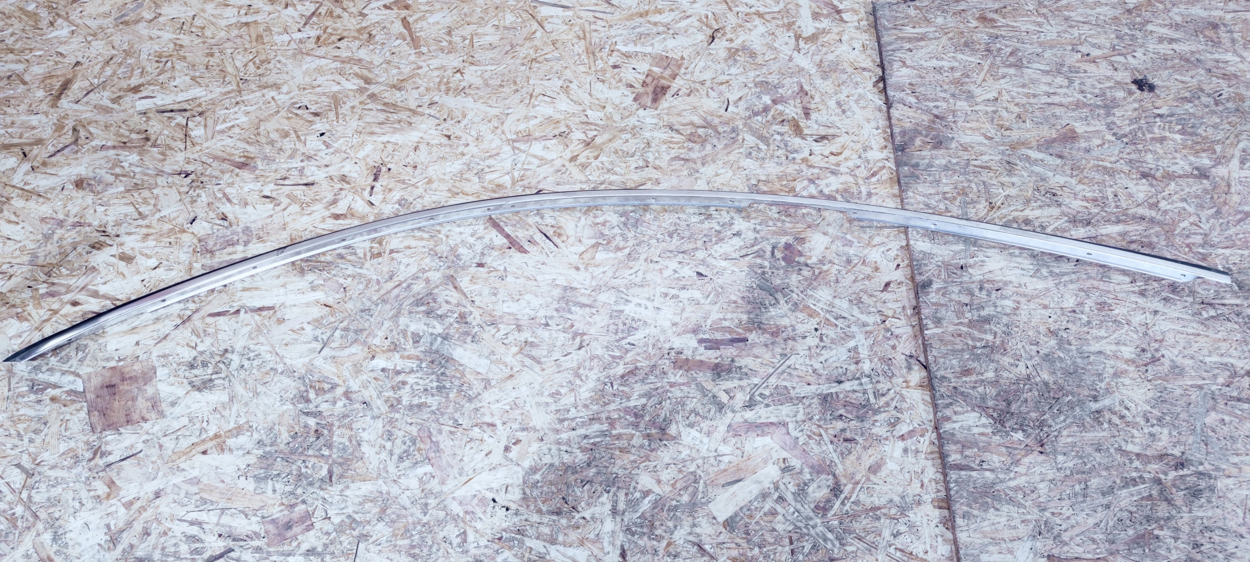 Накладка хром левая для кузова AUDI A7 4G 4G8853703