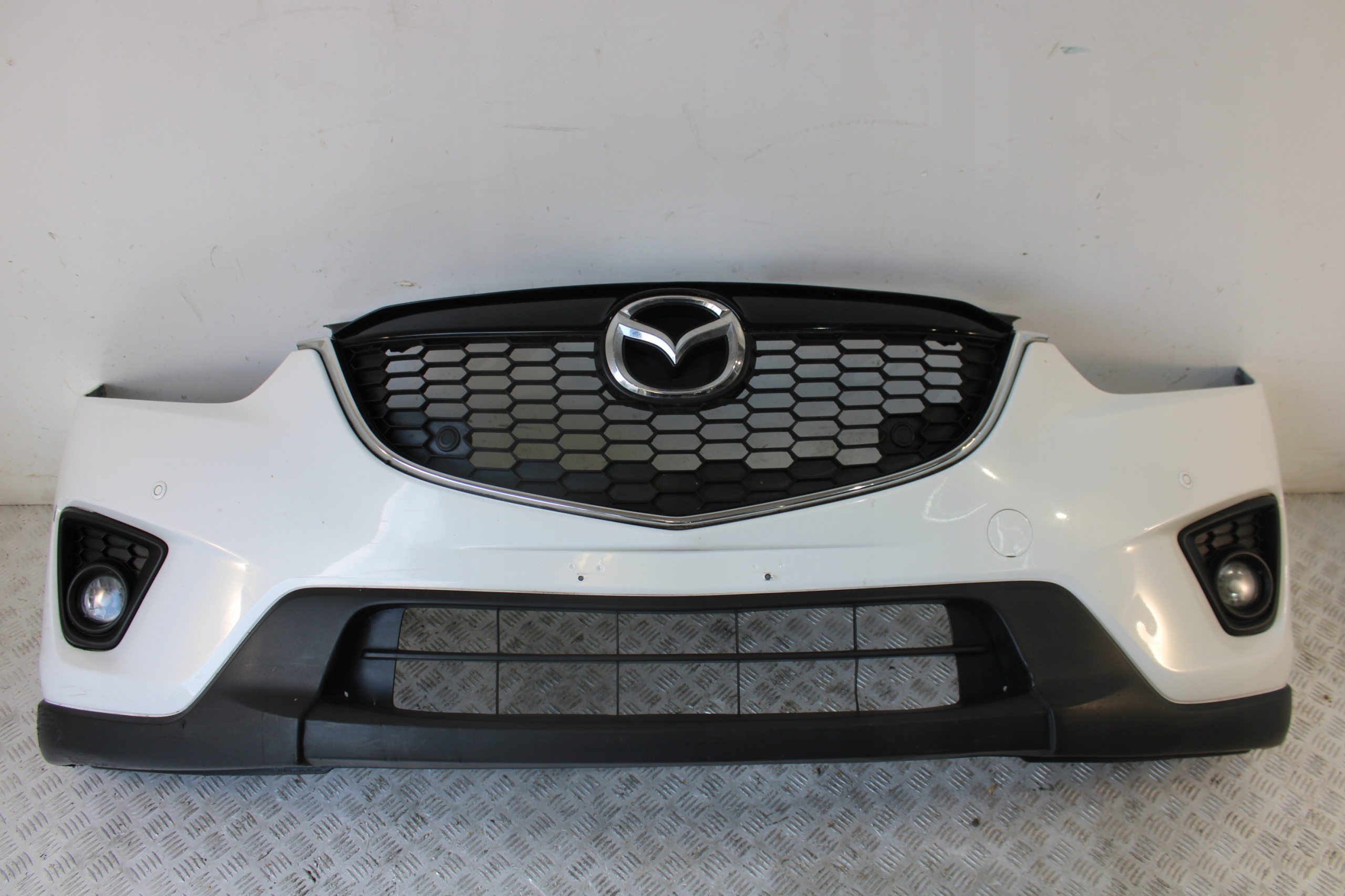 bumper front front 4 X PDC MAZDA CX5 KD 2,2D
