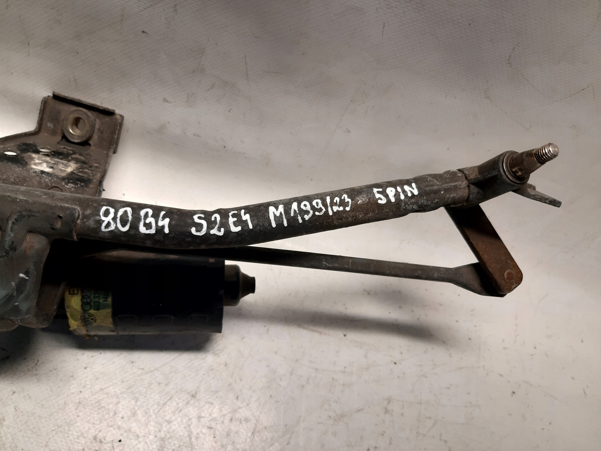 wiper mechanism front AUDI 80 B4