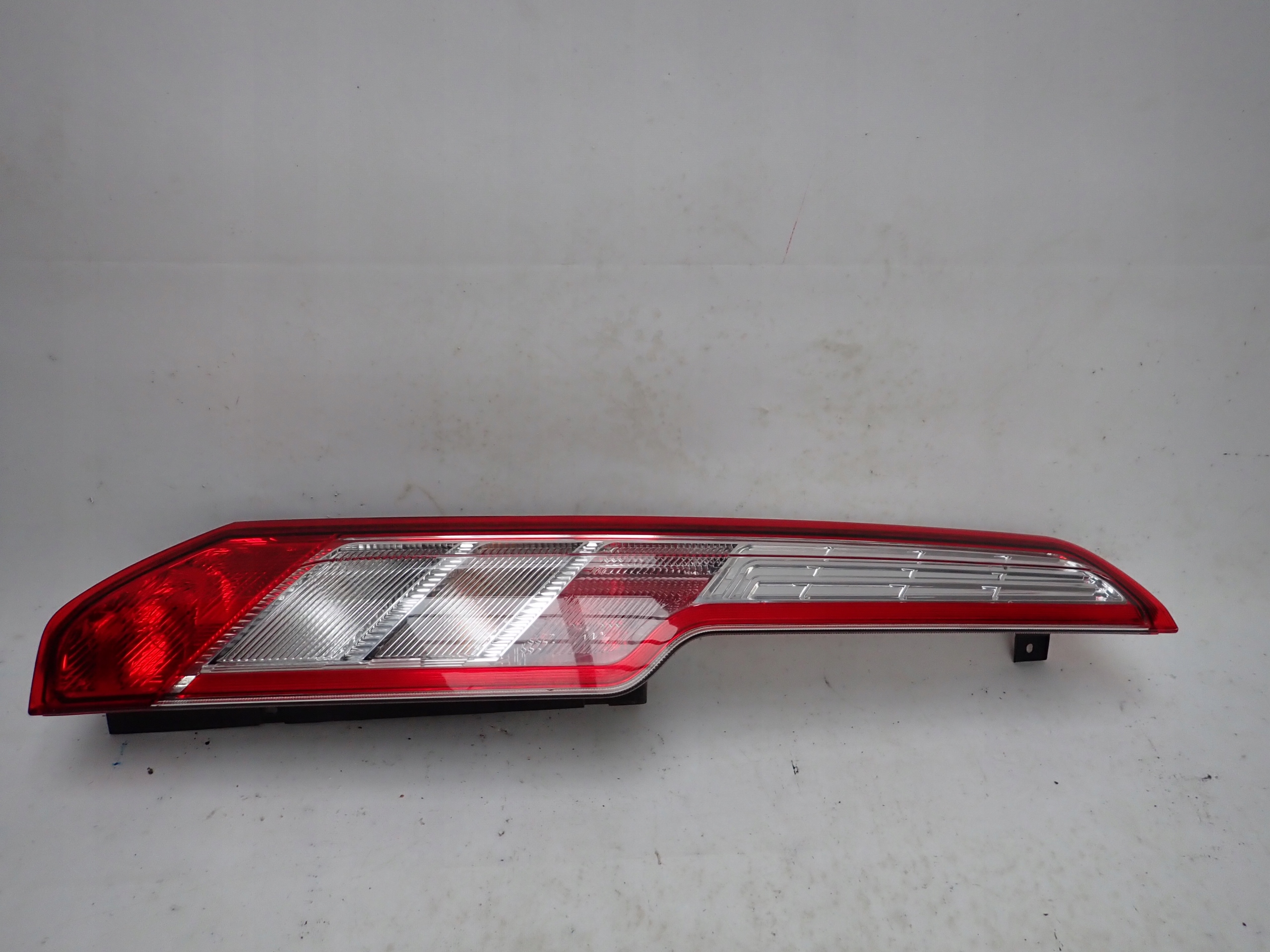 FORD TRANSIT CUSTOM and 13- light left rear part rear BK21-13405-AJ
