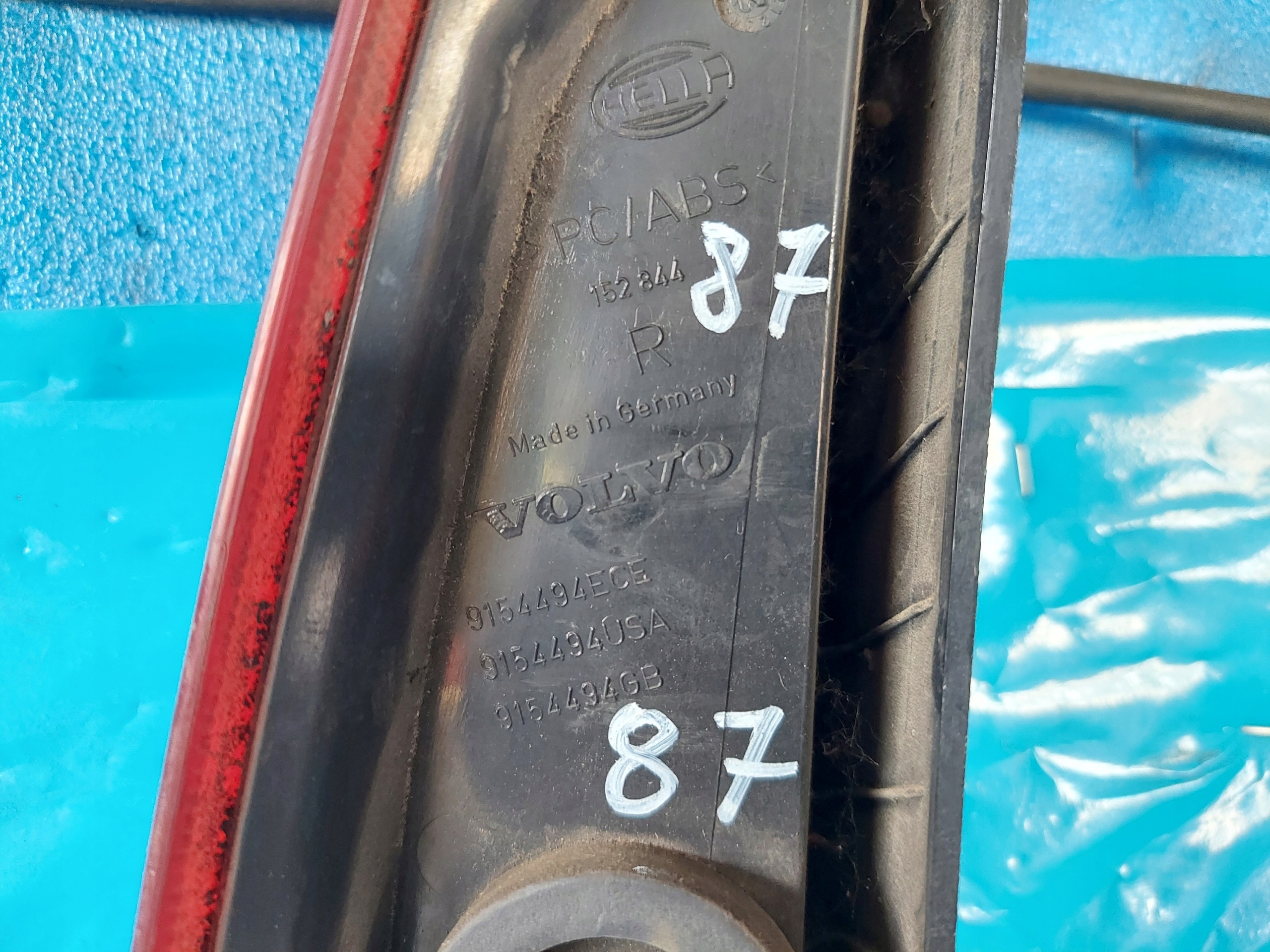 light V70 II 9154494ECE left rear part upper