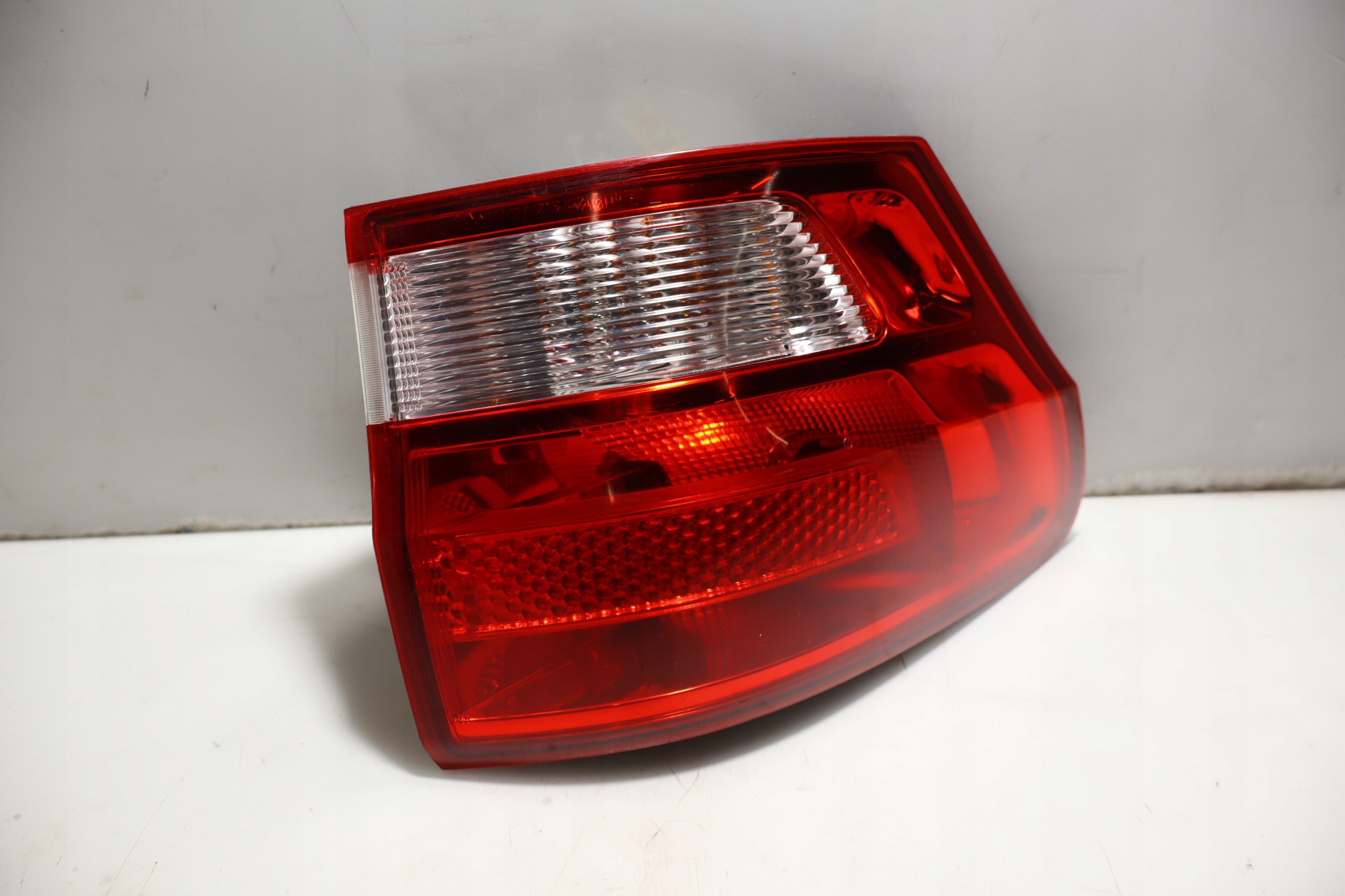 Jeep Cherokee J Rückleuchte Rearlamp - Thumbnail 1