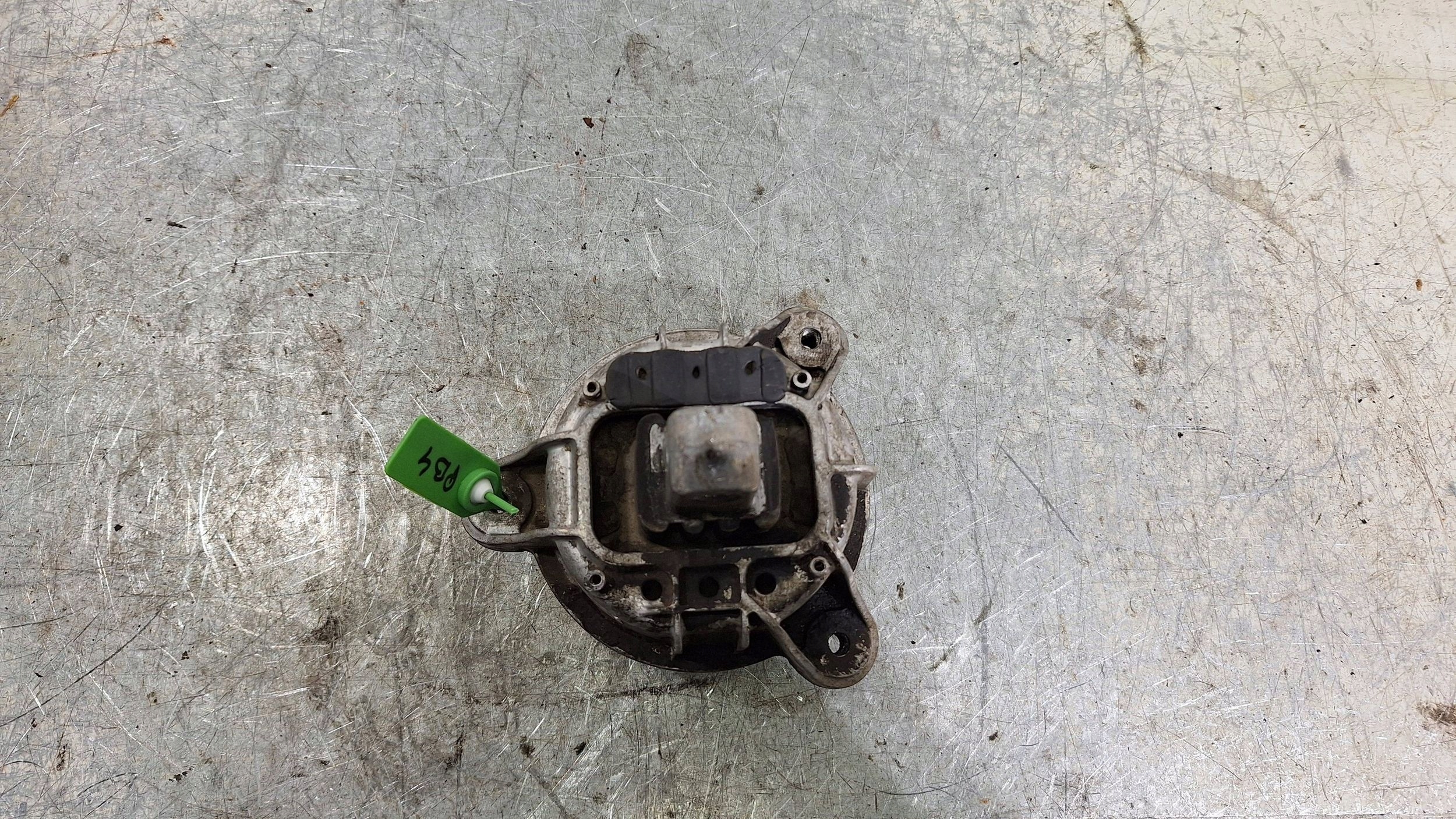 engine mount right 6856328 BMW 5 F10 F11