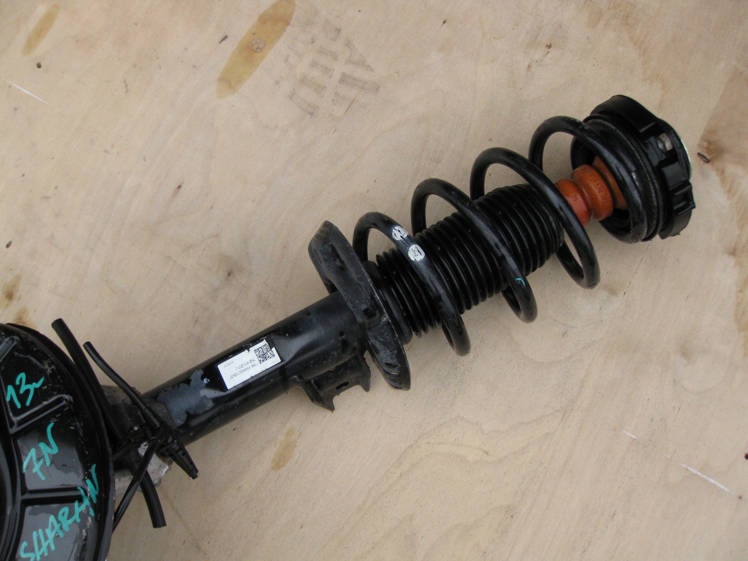 VW SHARAN II 7N ALHAMBRA McPherson shock absorber left front 7N0413031J