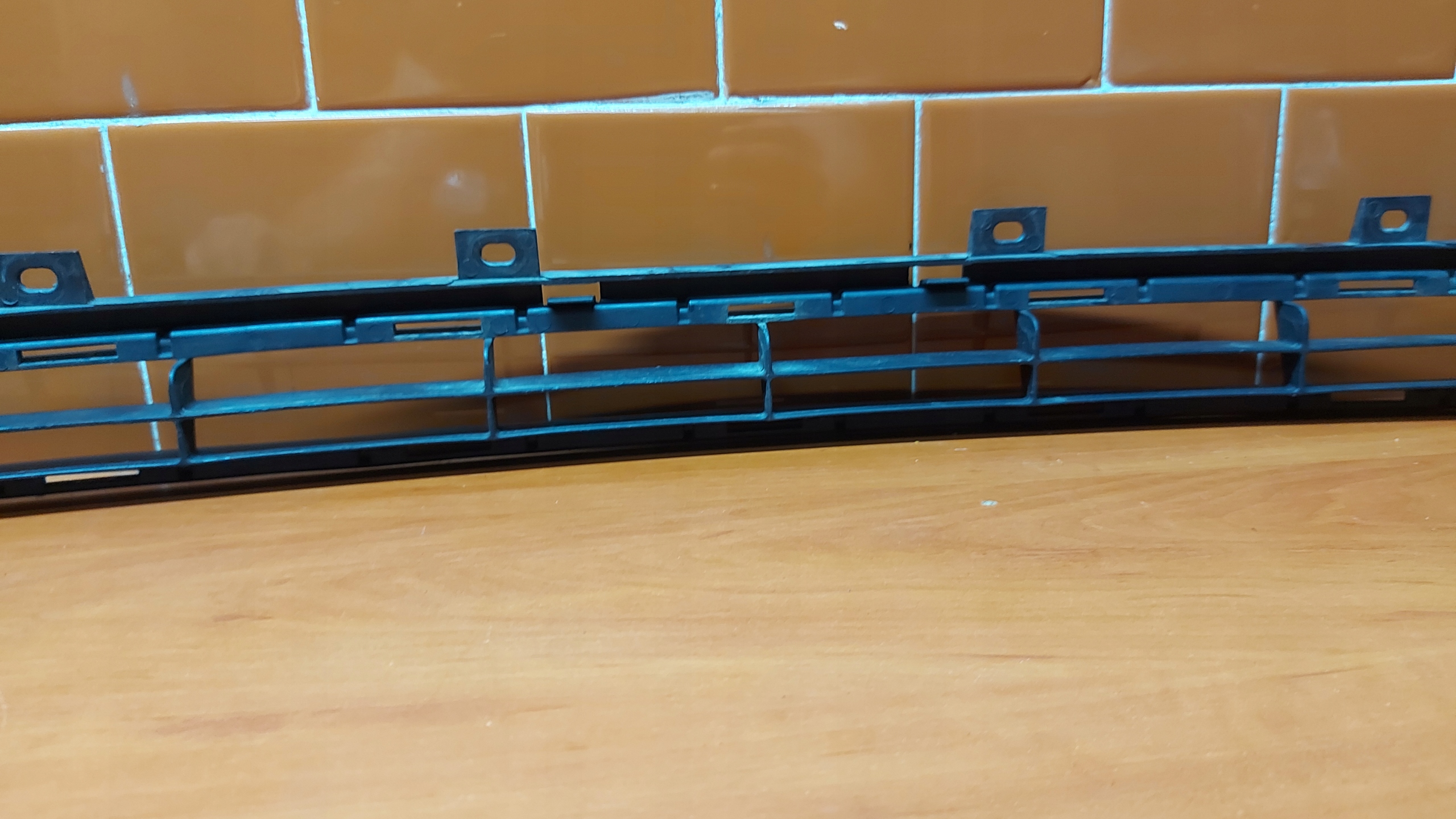 grid of a bumper central front front TOYOTA CHR C-HR 16