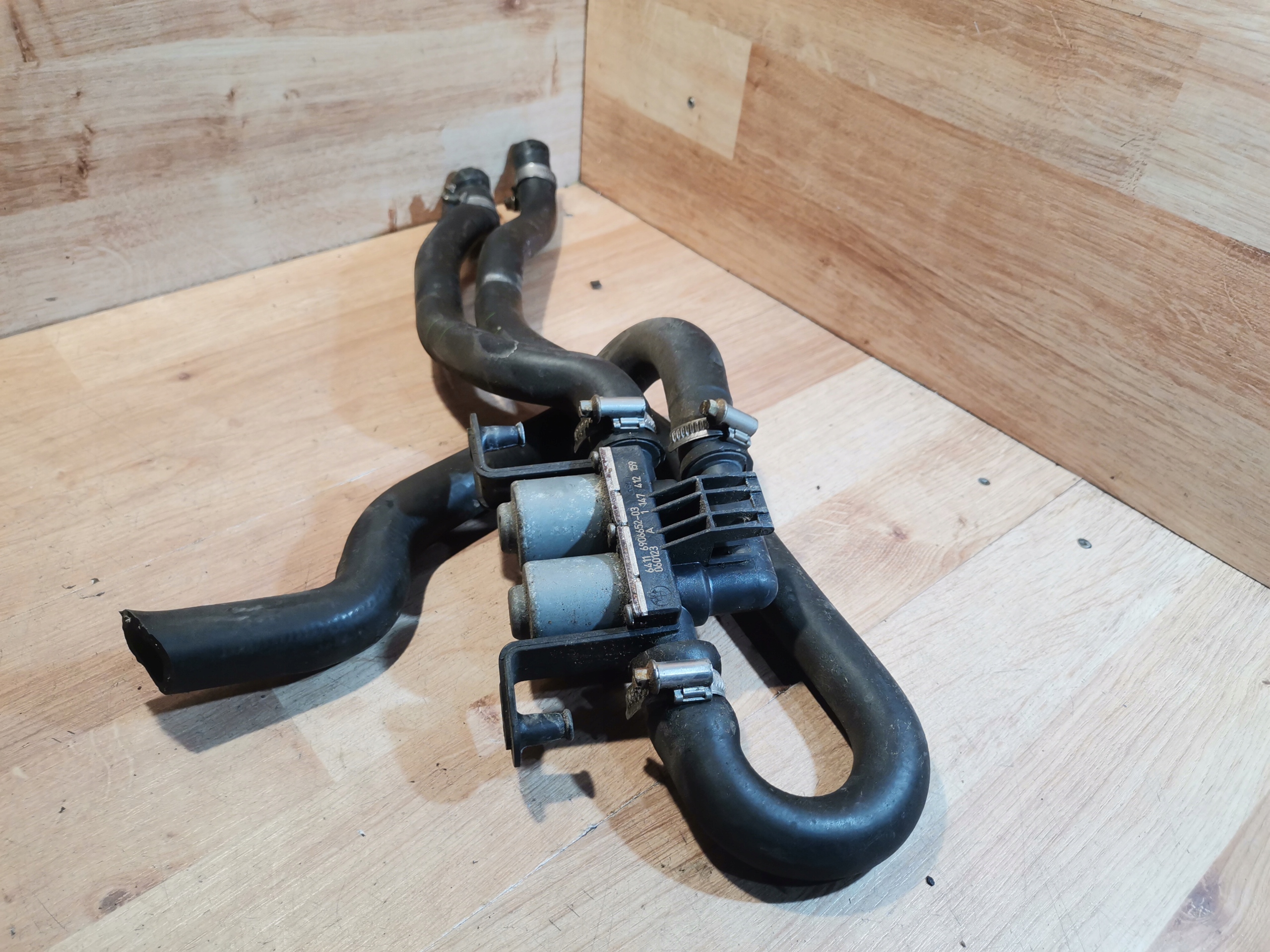 elektroventil vode BMW X5 E53 6906652