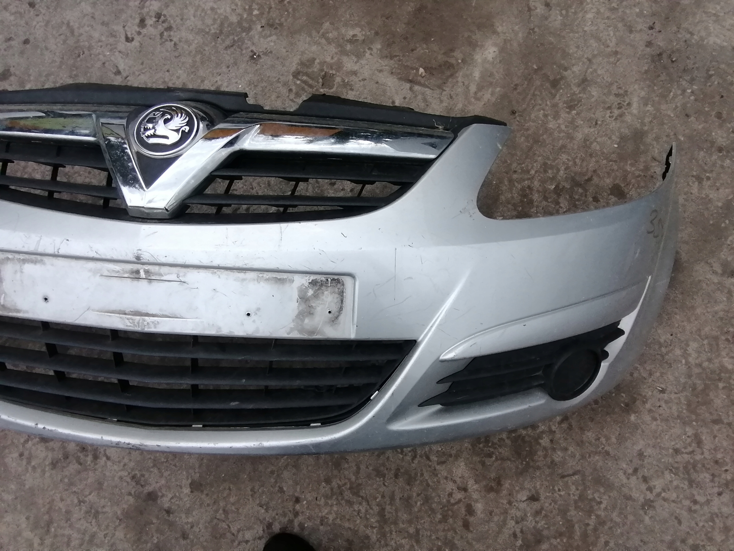 nárazník OPEL CORSA D Z157