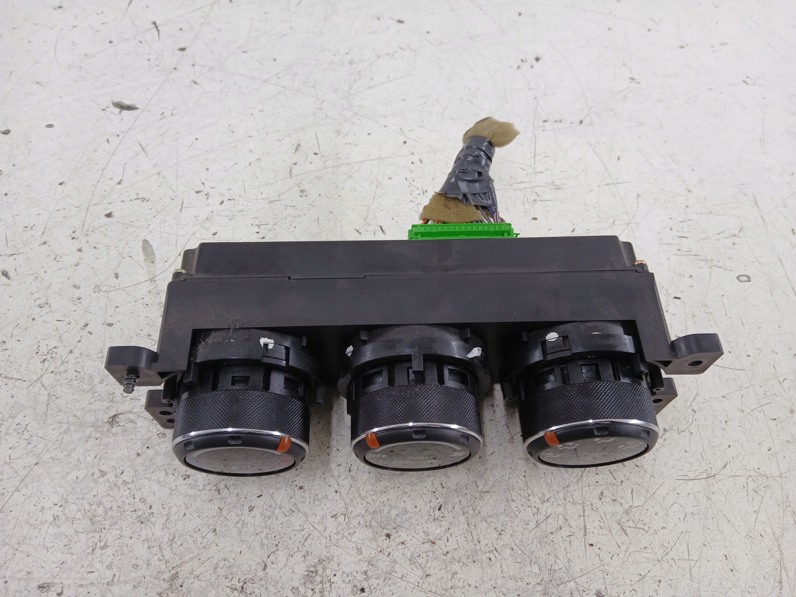 SUZUKI LIANA e COMANDI CLIMA BOCCHETTE 39510-59J11