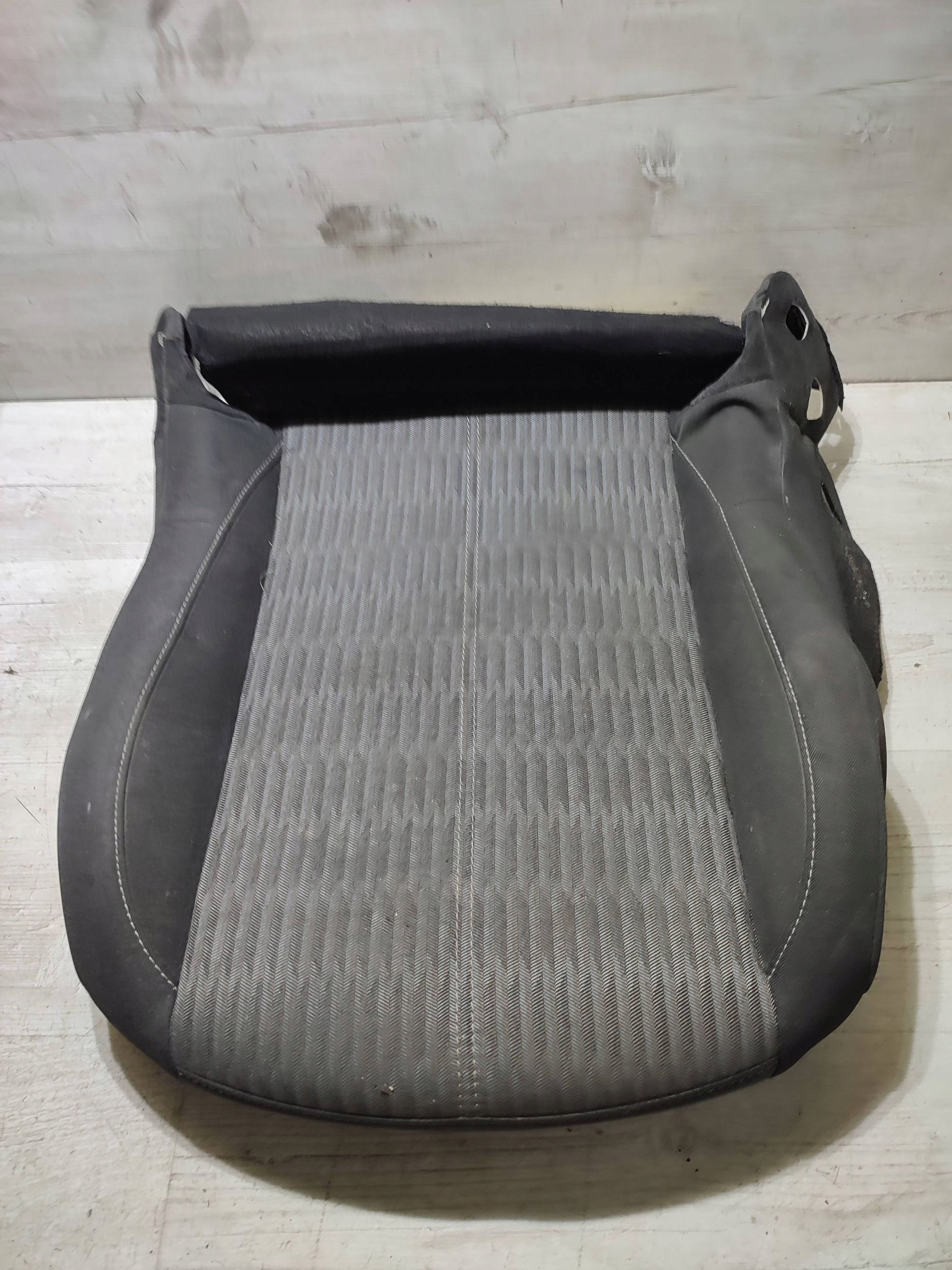 Opel Corsa F 2022 front side right seats side siedziska
