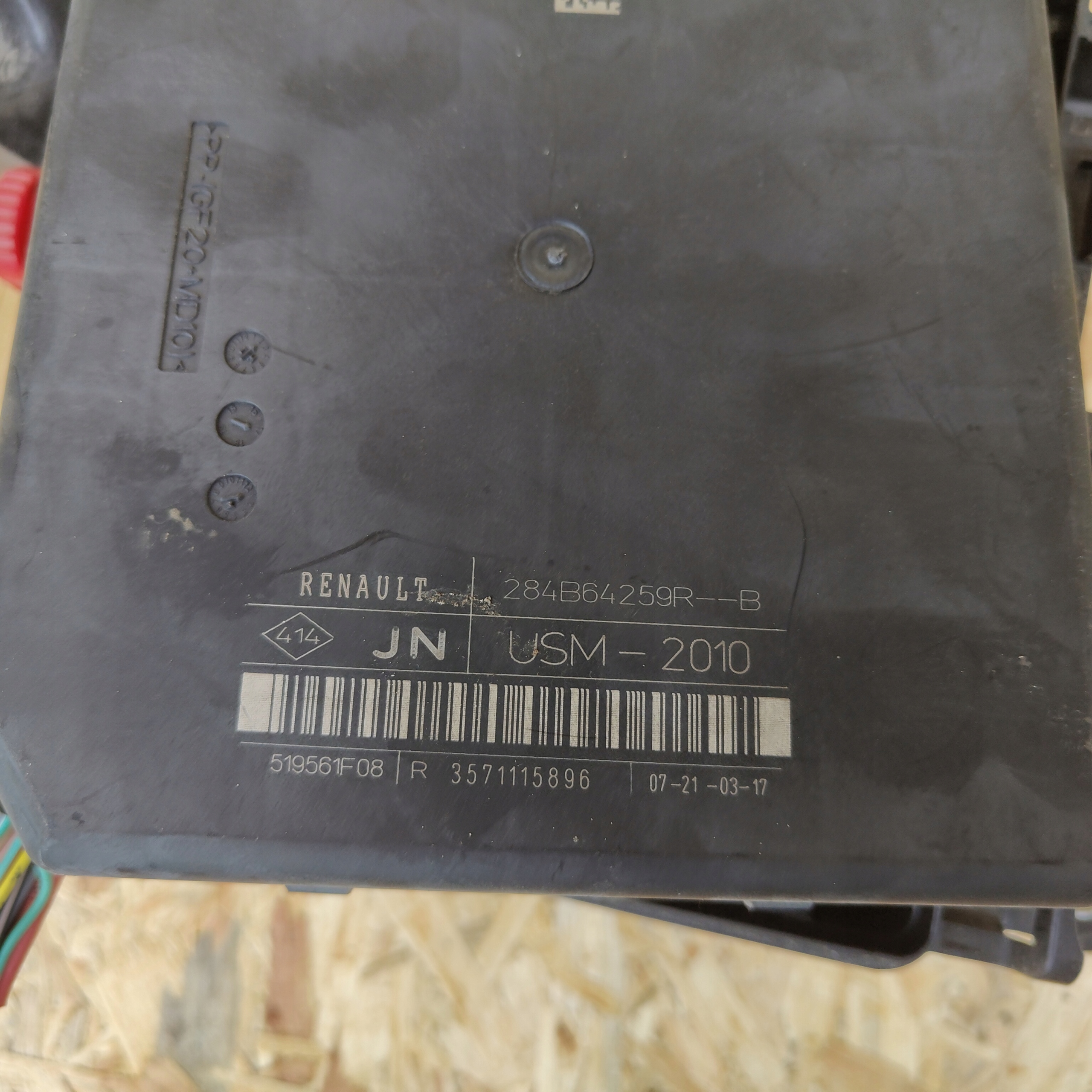 Module fusibles RENAULT 284b64259R
