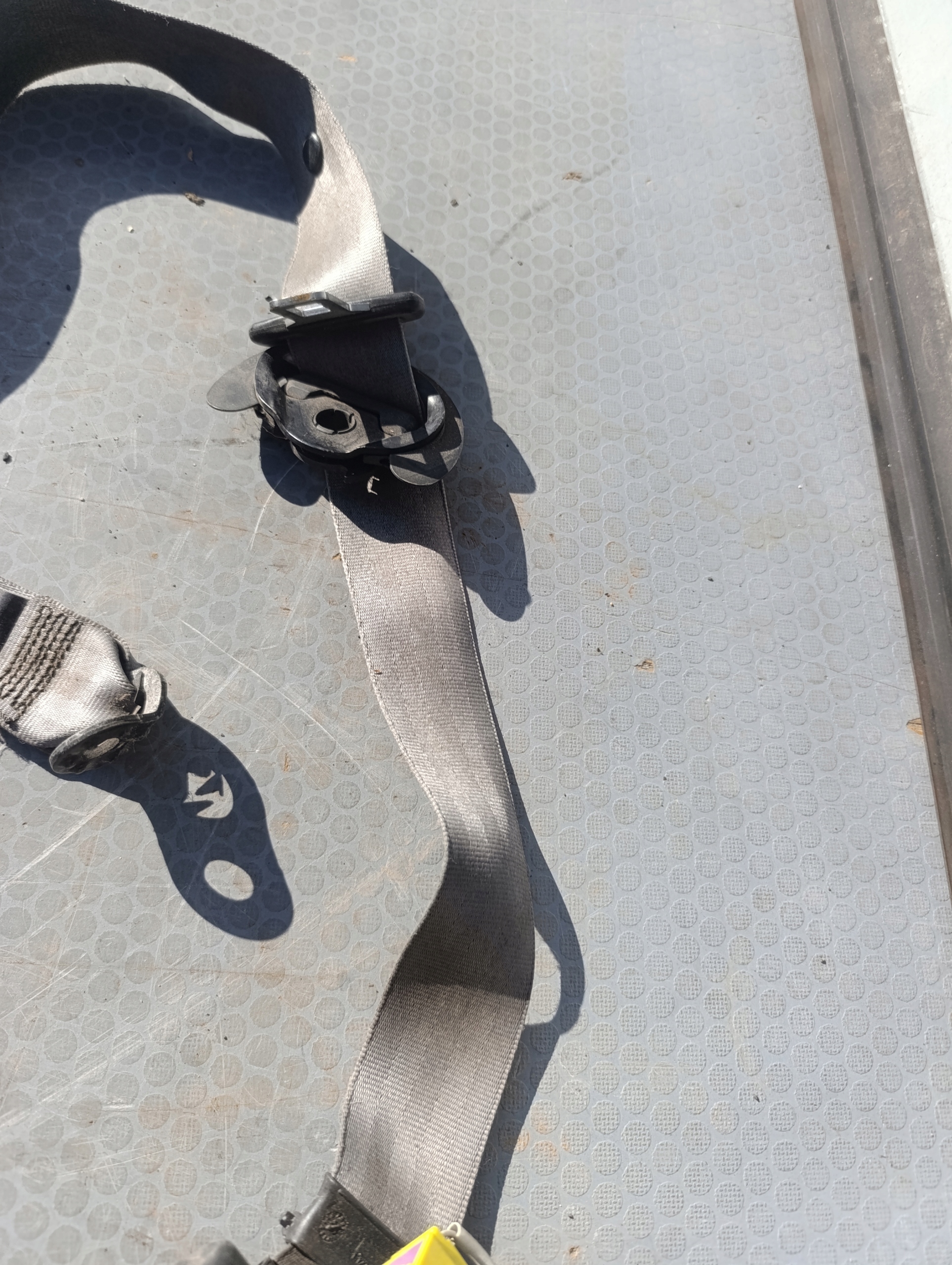 VW T5 Gurten Sicherheits Spanner rechts schwarzer 7H5857805D