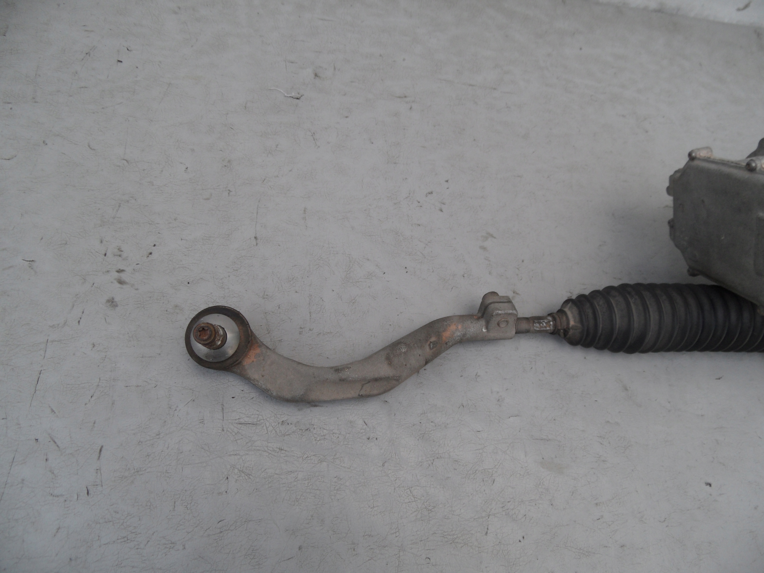 Рульова тяга правий кінець BMW 2 F45 X1 F48