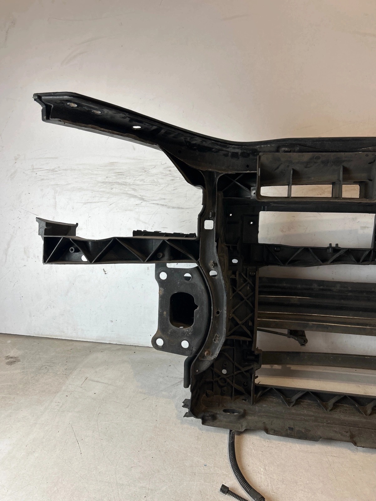 support panel for radiators Volkswagen Golf VI plus 1.6 TDI