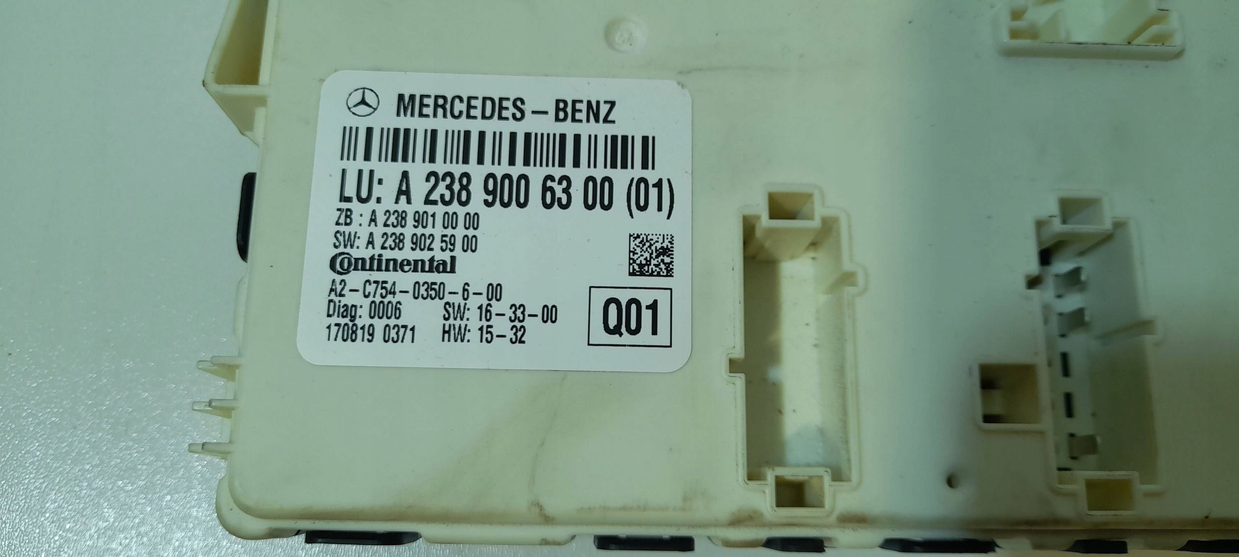 Mercedes-Benz E W213 Unité commande confort A2389006300 (MR1)