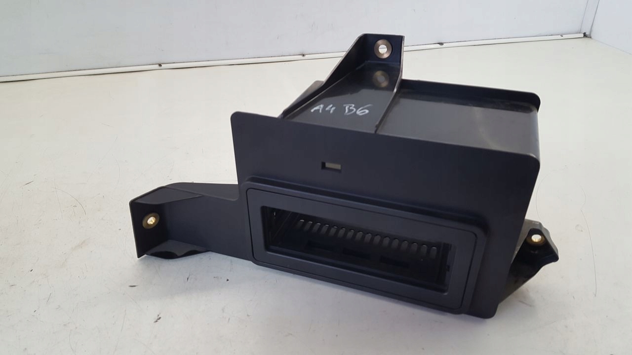 Держатель 4B0919887E Audi A4 B6