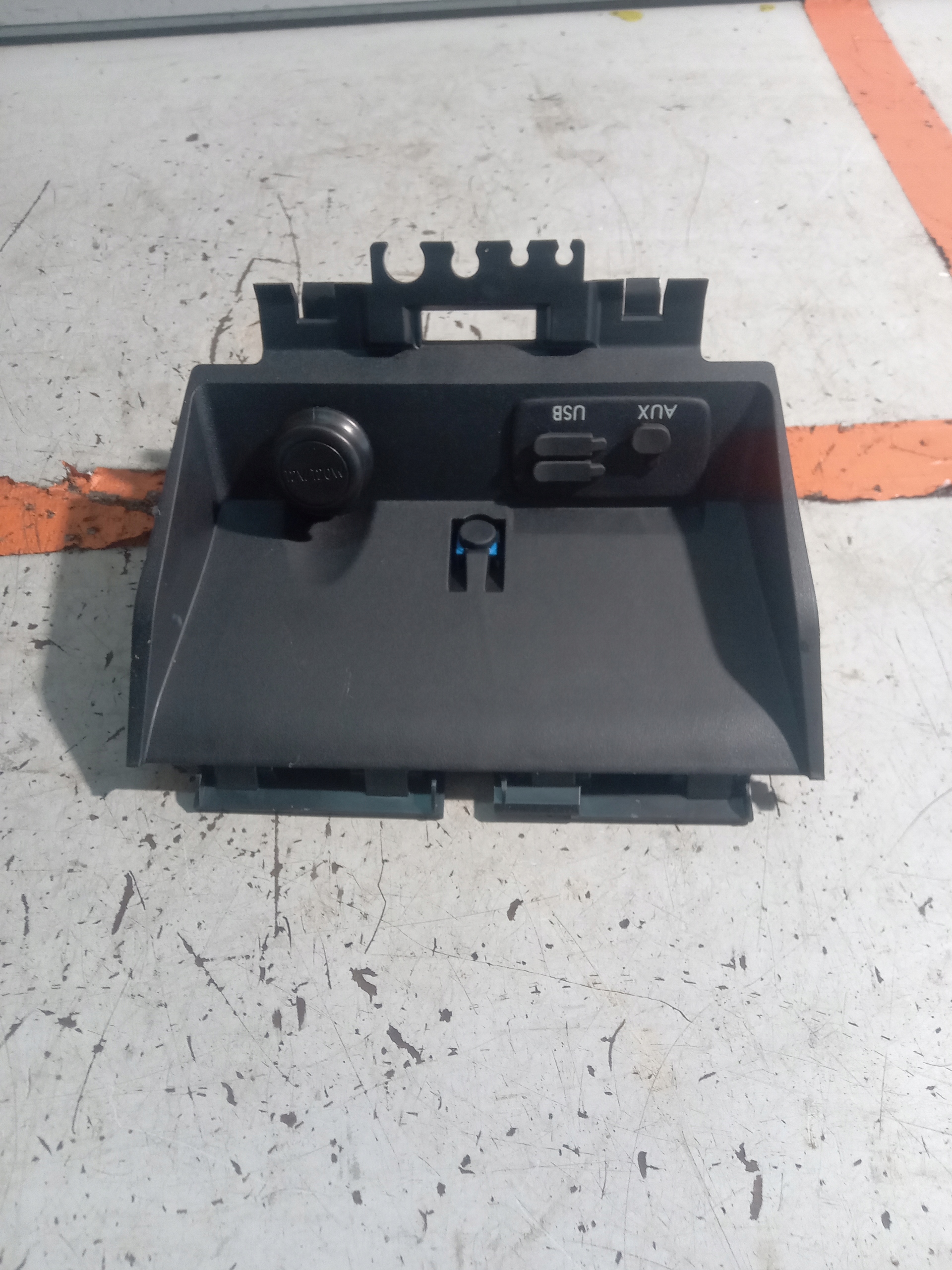 SUBARU LEVORG ГНІЗДО ПОРТ USB AUX