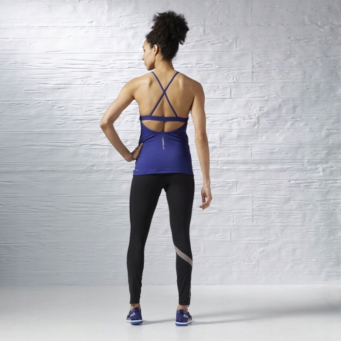 Top Damski z biustonoszem Reebok LES MILLS AZ0253 Rozmiar XS