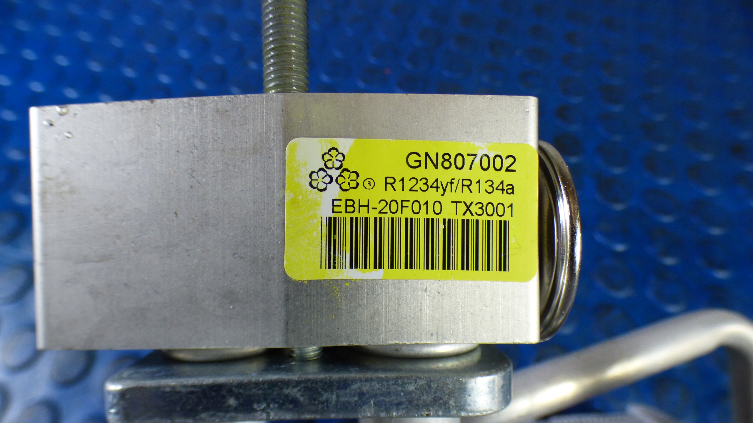 chladic klimatizaci GN807002 EBH-20F010 stBDB OPEL ASTRA K V
