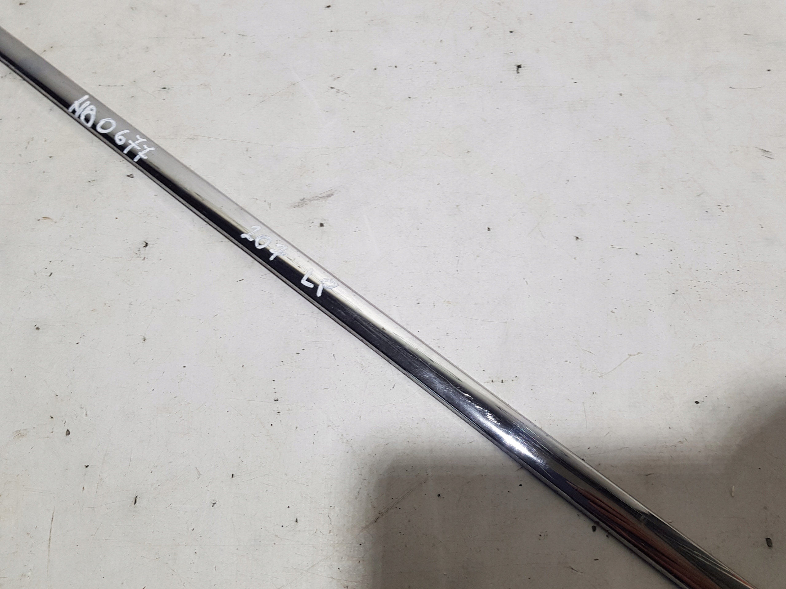 moulding door CHROM dust left front MERCEDES W207 C207