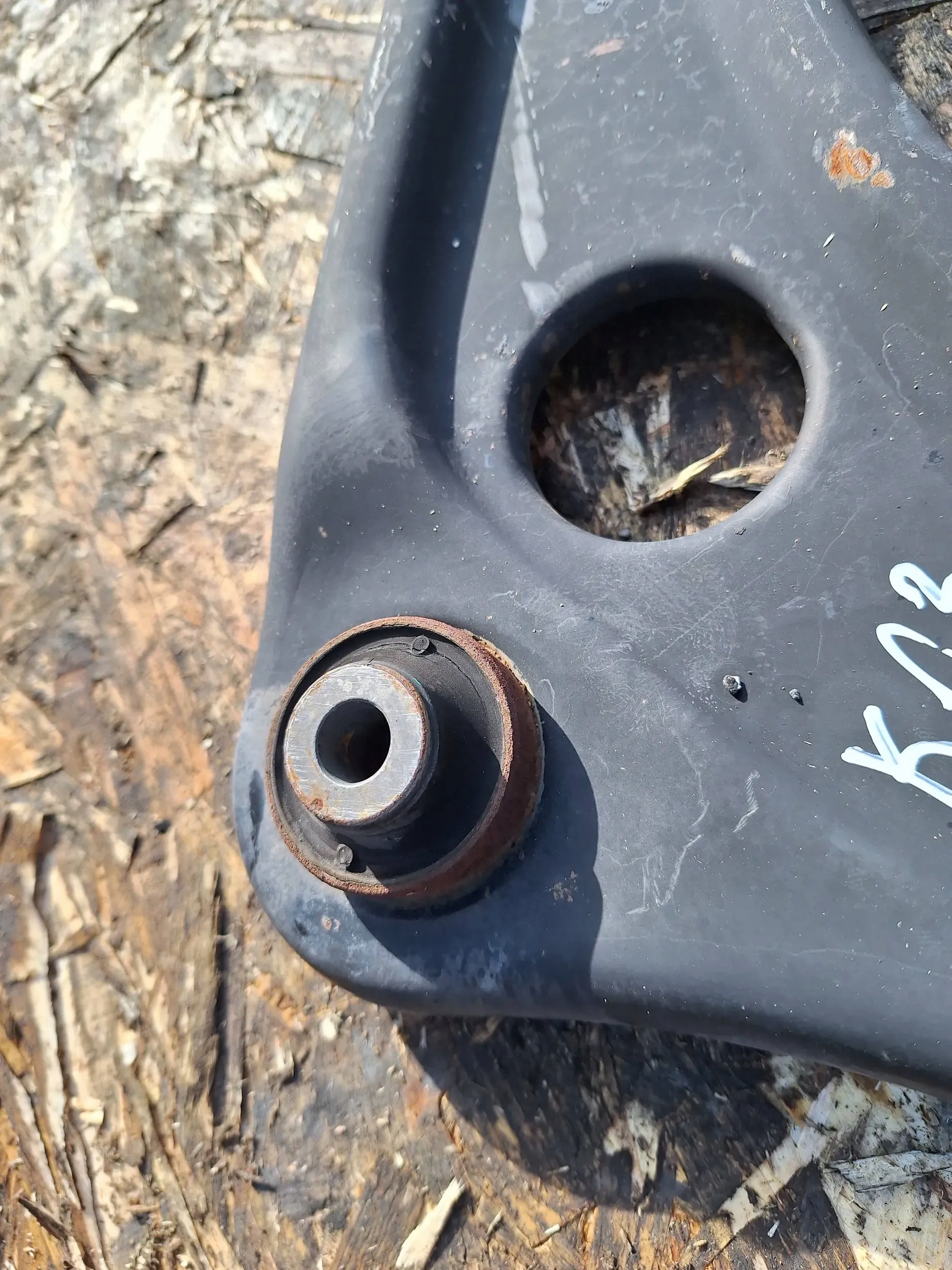arm front right NISSAN MICRA K13 10-16