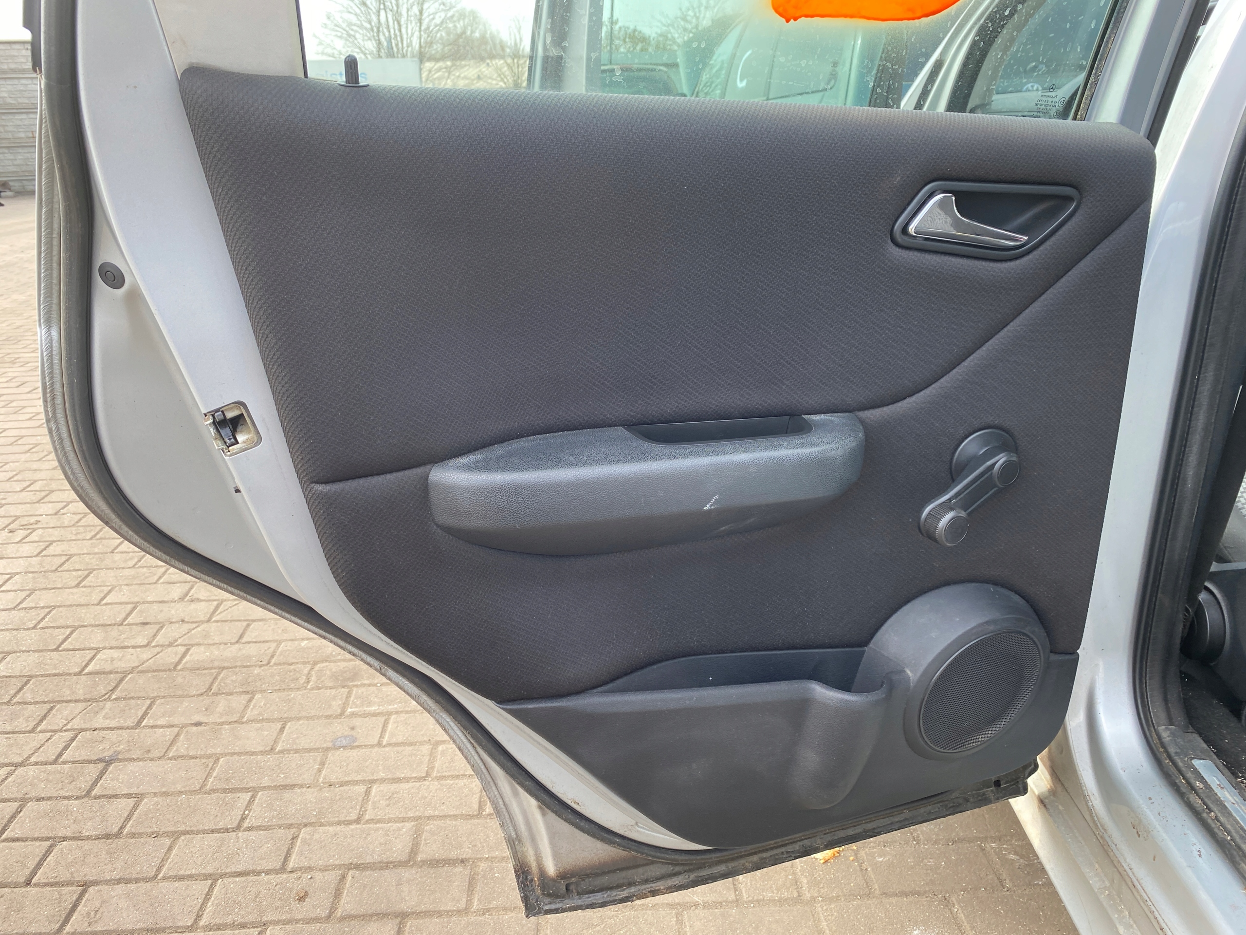 Mercedes A-KLASA W169 04-12 upholstery left side side left rear rear part