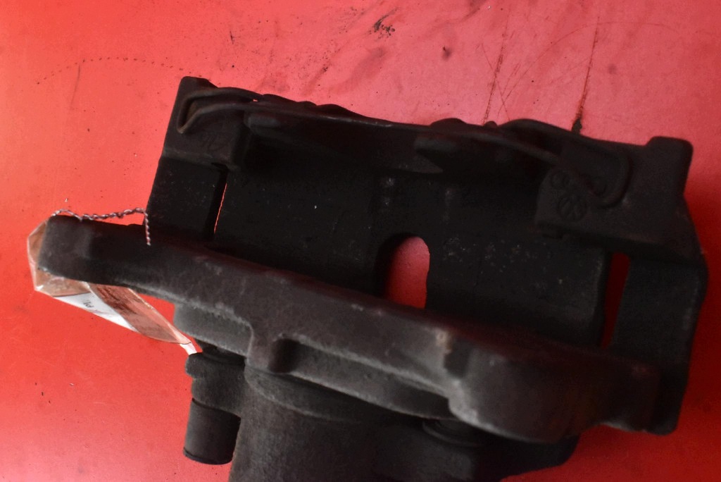 caliper brake left front VW PASSAT CC 2.0 TDI 140 KM 08-12