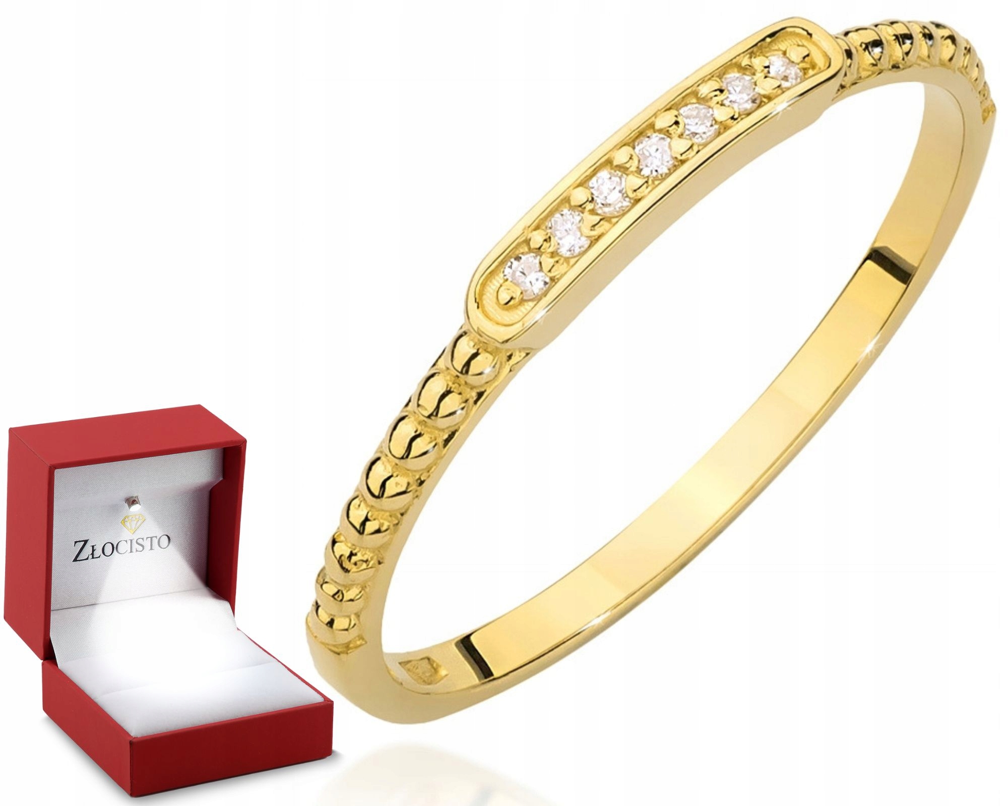 Zlatý prstýnek s brilianty, diamanty gravírování v obchodě