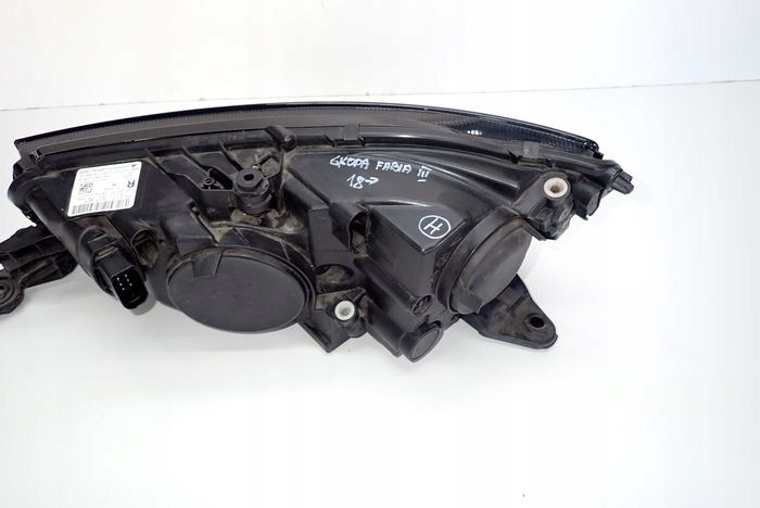 SKODA FABIA III LIFT 18- reflektor right light right 6V941016D