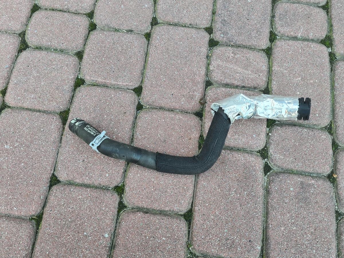 prijenos crijevo cijev vode FL Opel Astra K V 39224641