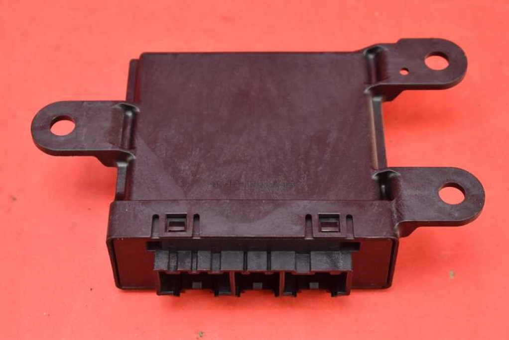 Centralina modulo parcheggio PDC 13334227 OPEL ASTRA 4 IV J 09-12