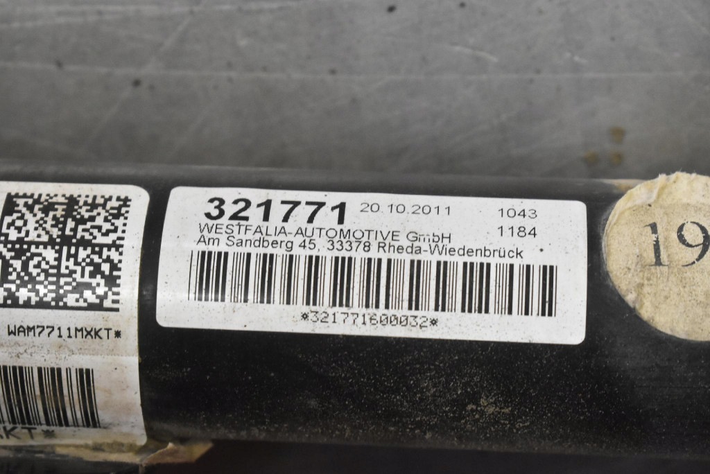tow 3AA803880E VW PASSAT B7 KOMBI 10-15