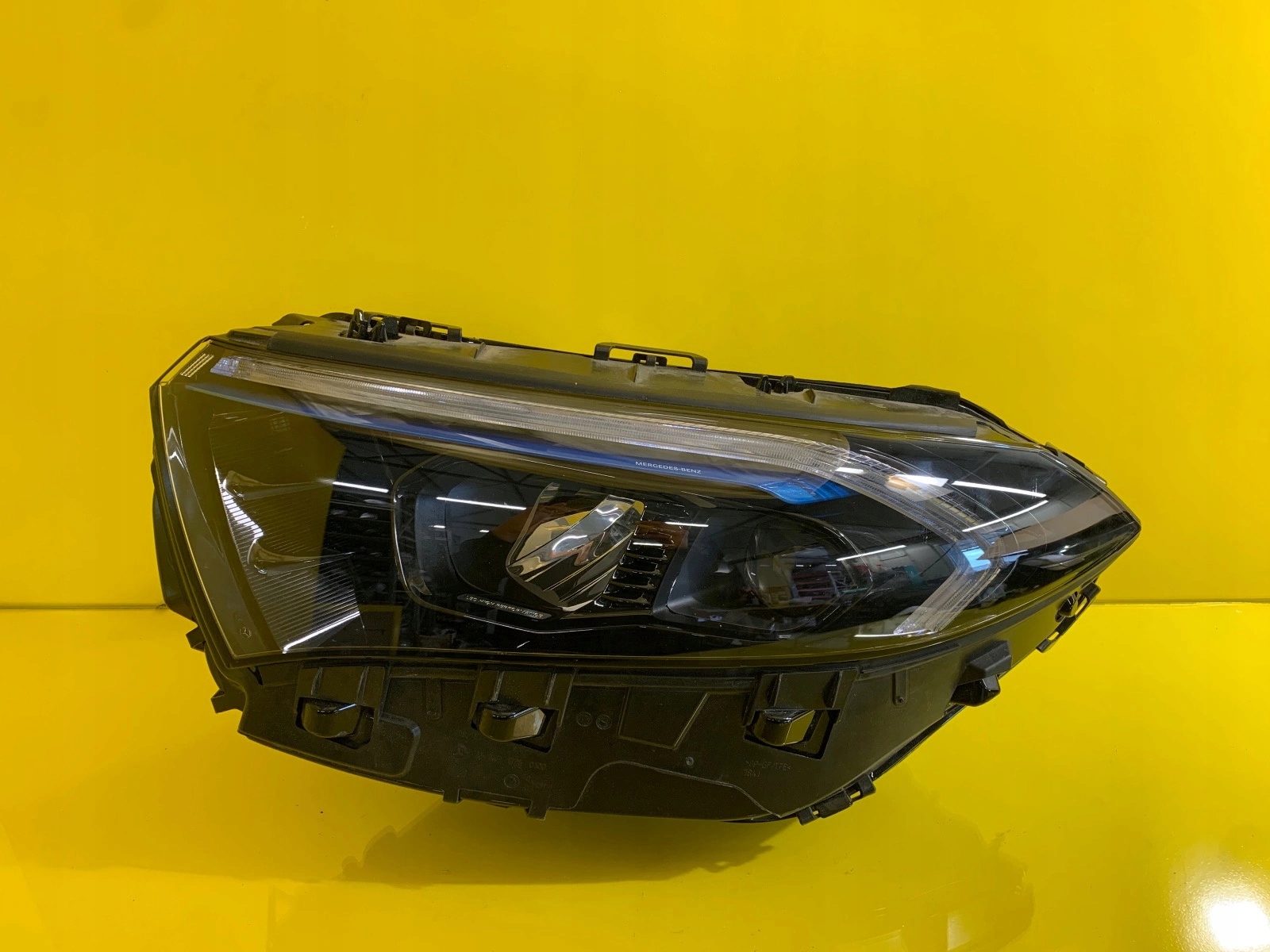light left Mercedes EQB EQA W243 Full Led A2439069000