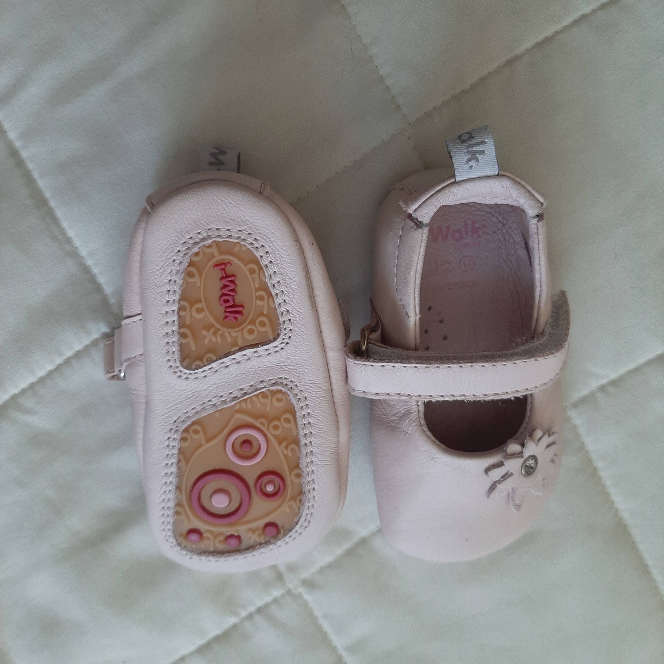 

nowe kapcie Bobux I-walk rozmiar 17 skóra nat