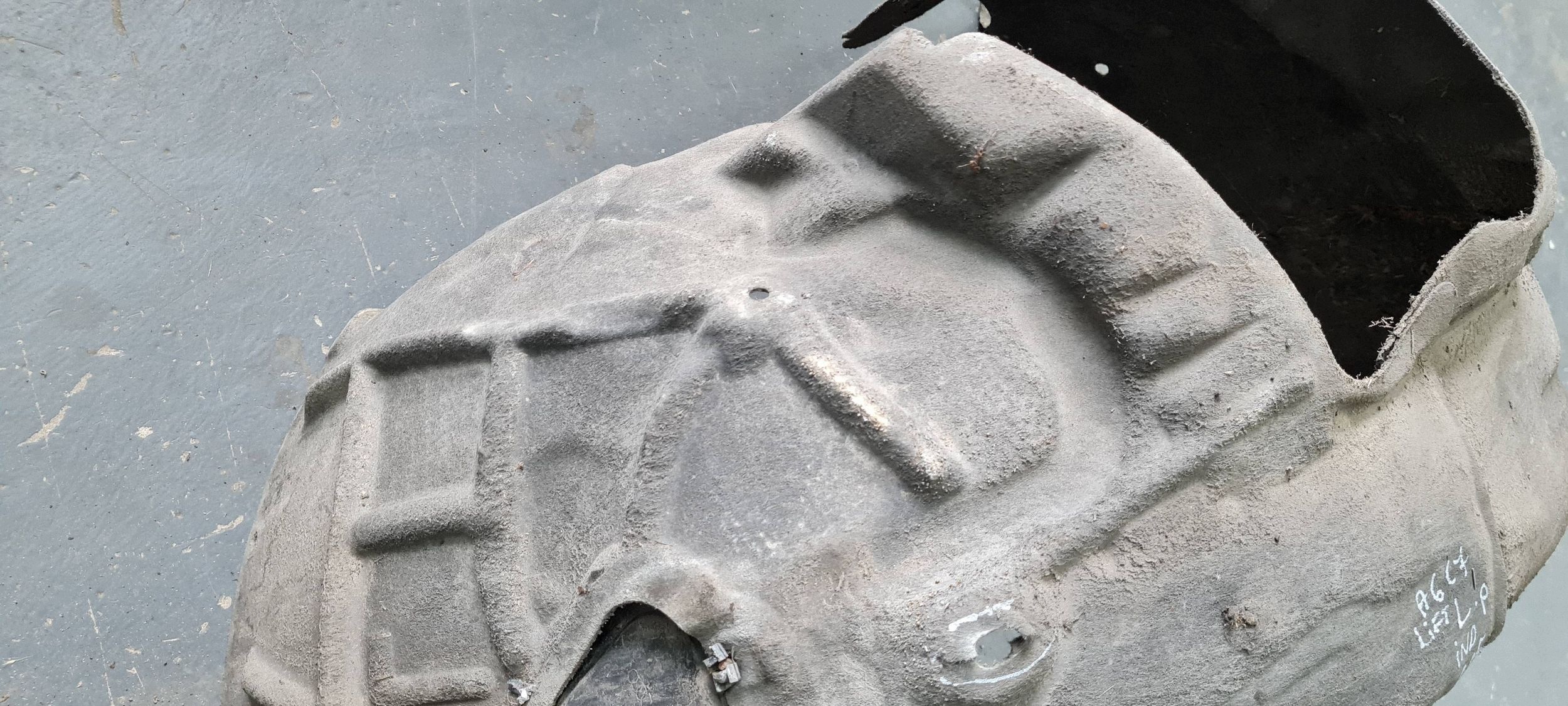 A6 C7 4G LIFT mudguard left left front MATERIAL ORG 4G0821133D
