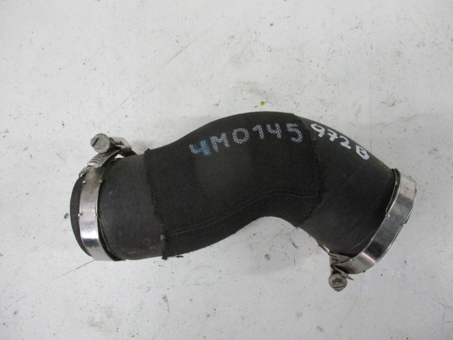 hose pipe intake air 4M0145972B