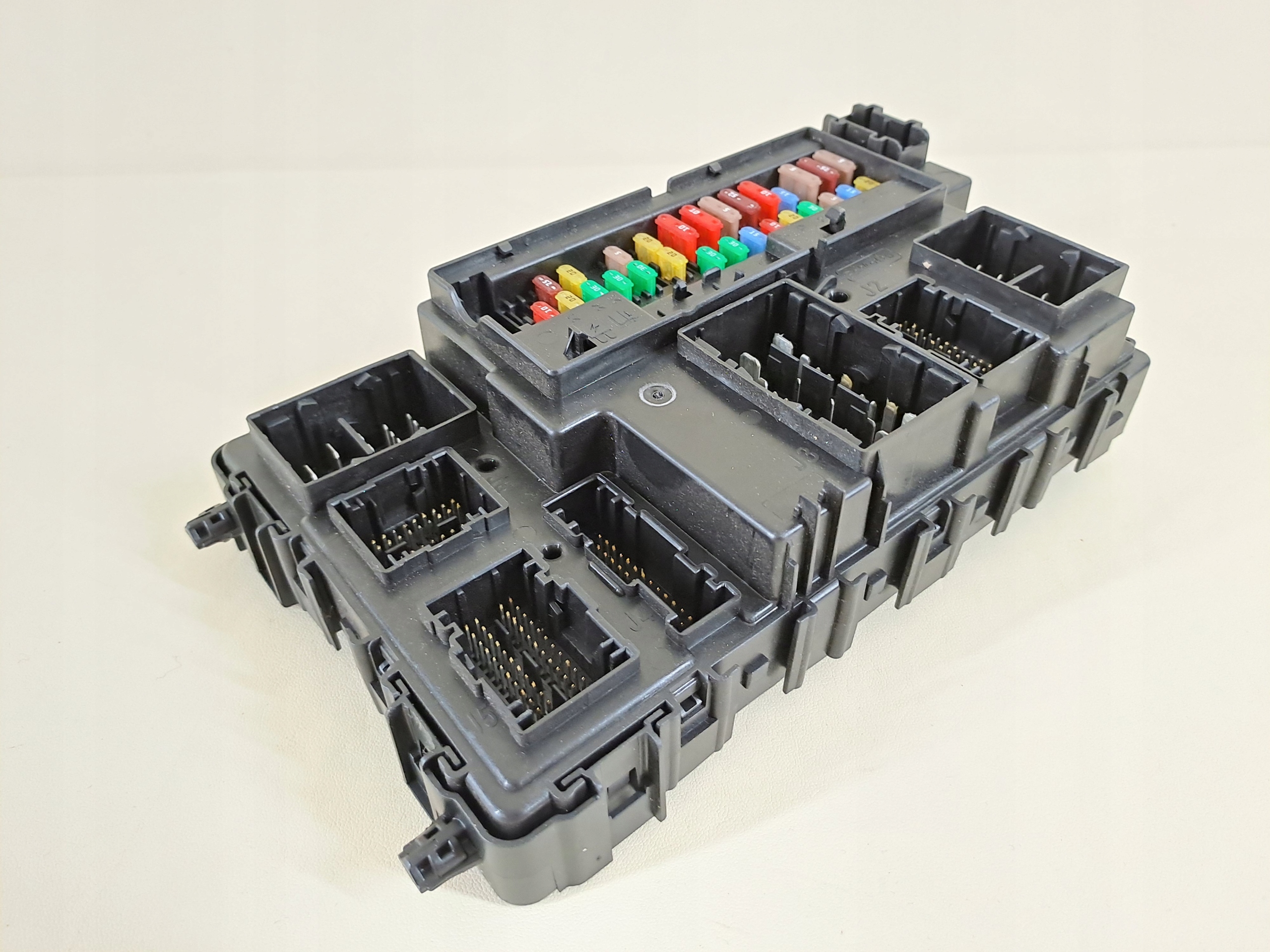 module control unit BCM compartment of fuses 2.0TDCi FORD MONDEO V MK5 17r