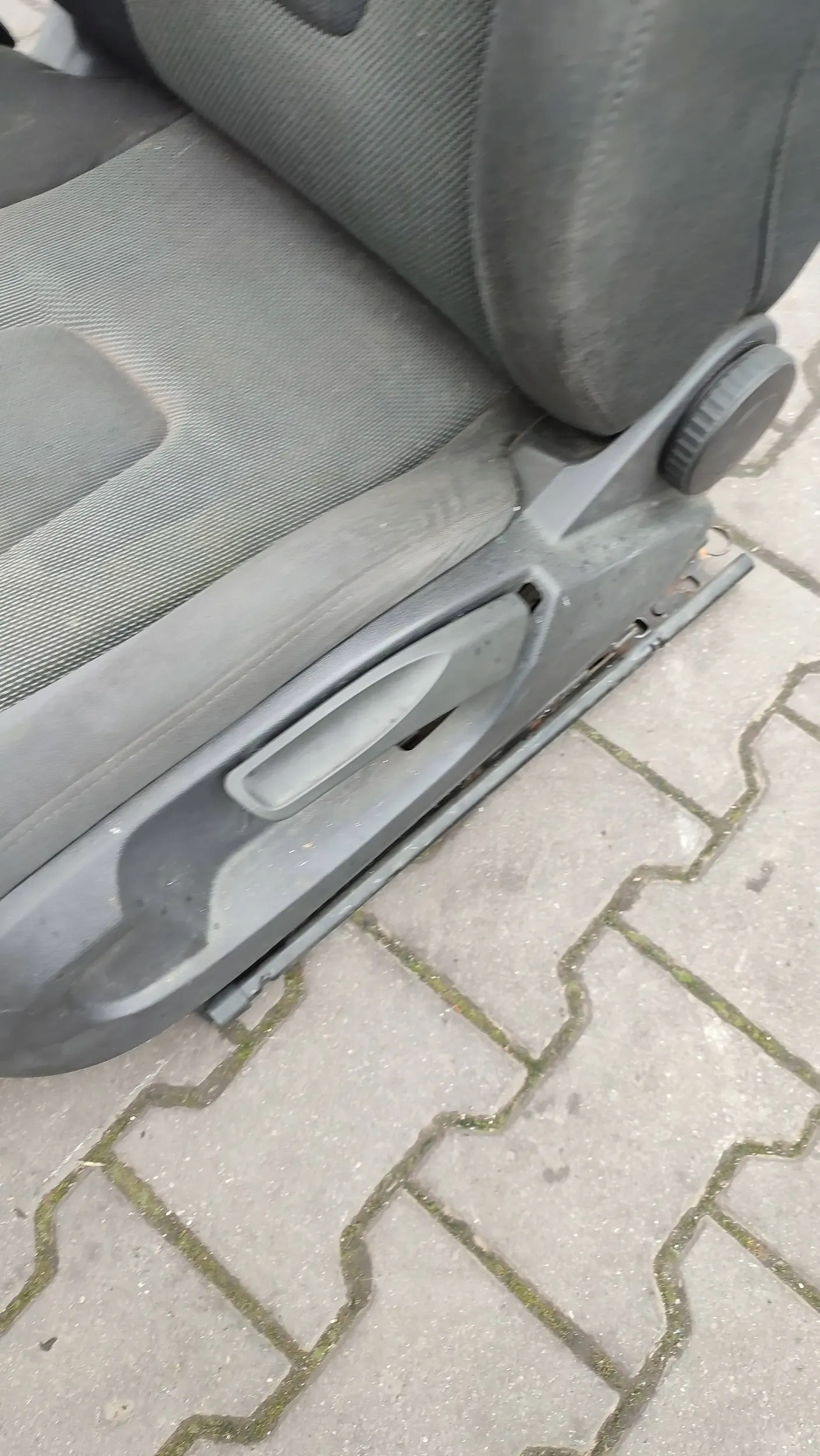 Audi TT TTS Mk2 2013 Sitz links vorne