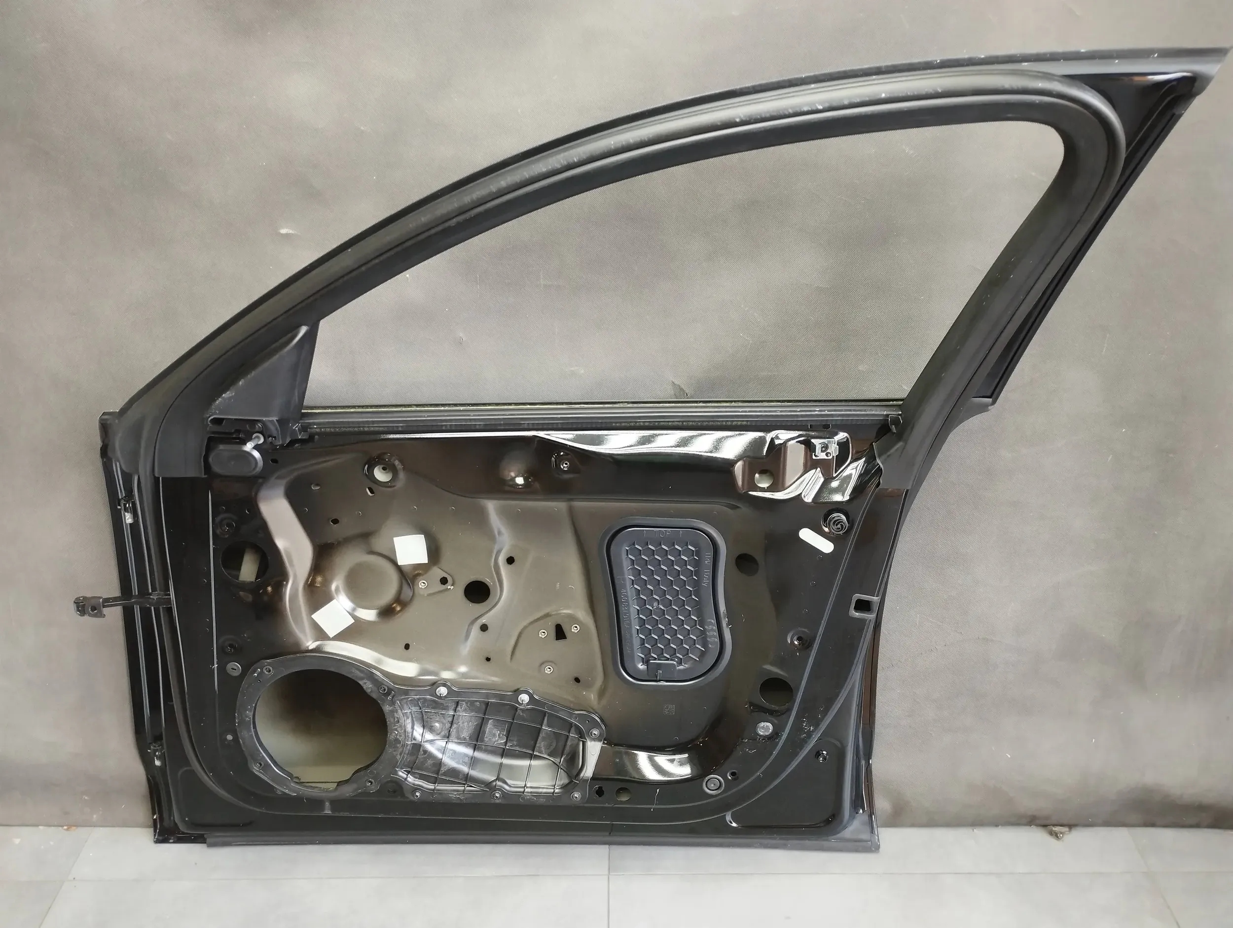 Audi A6 C7 4G dveře pravé předek LY9T