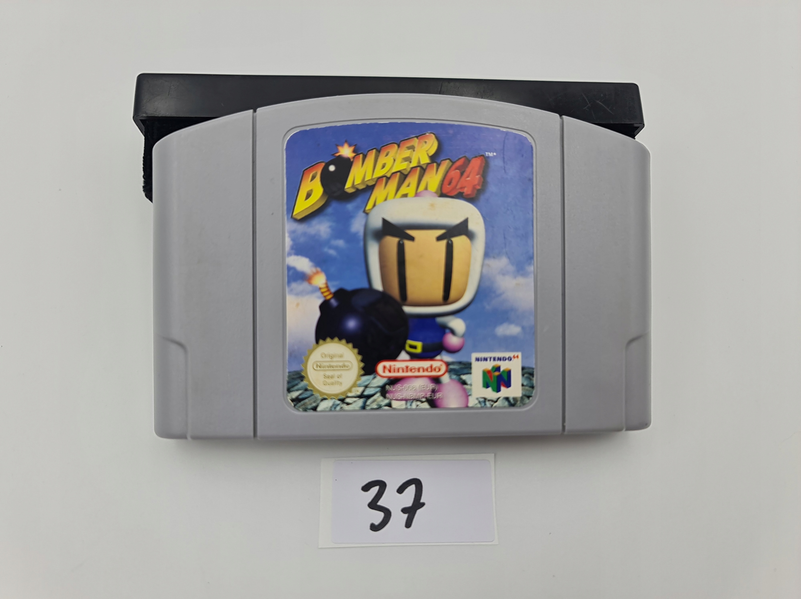 NINTENDO 64 BOMBER MAN 64