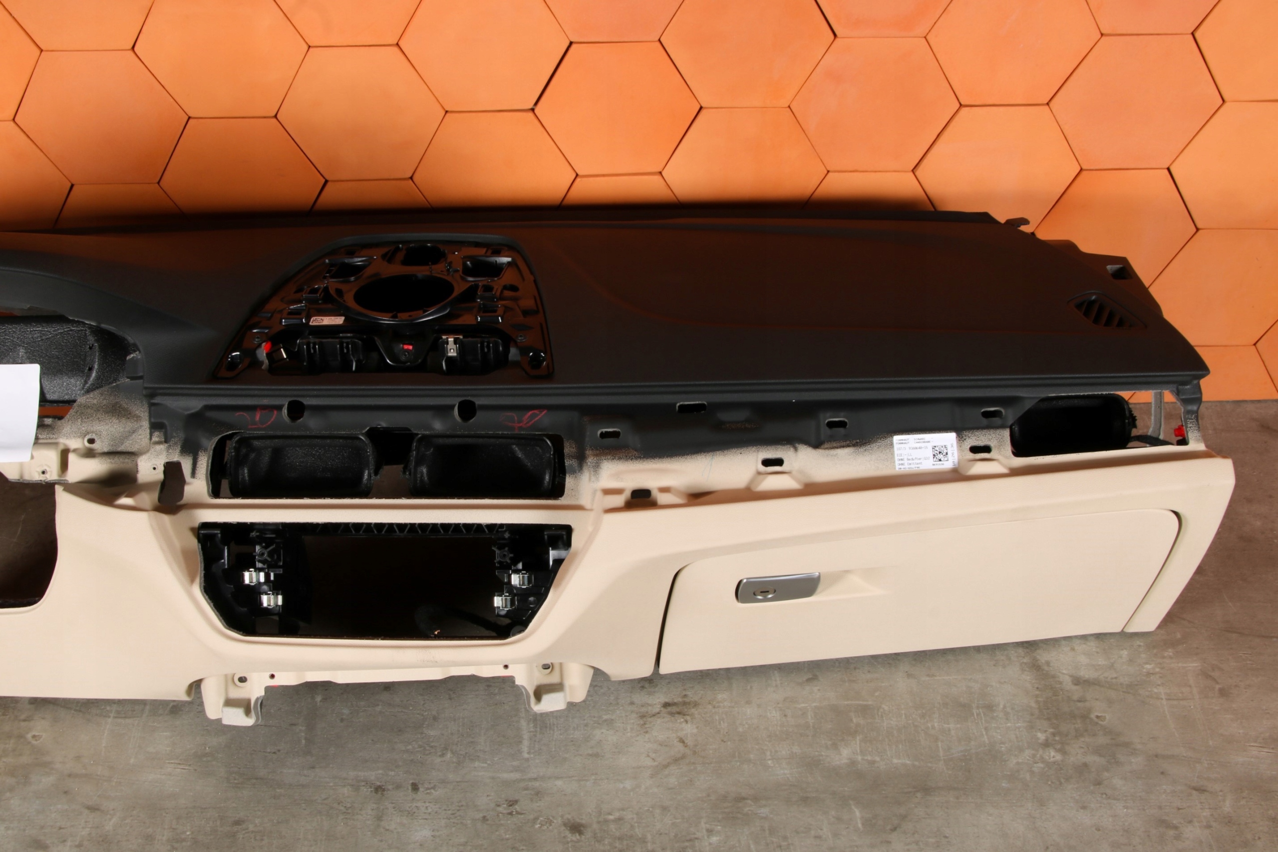 BMW 6 G32 GT originál dashboard instrument panel console CANBERRABEIGE