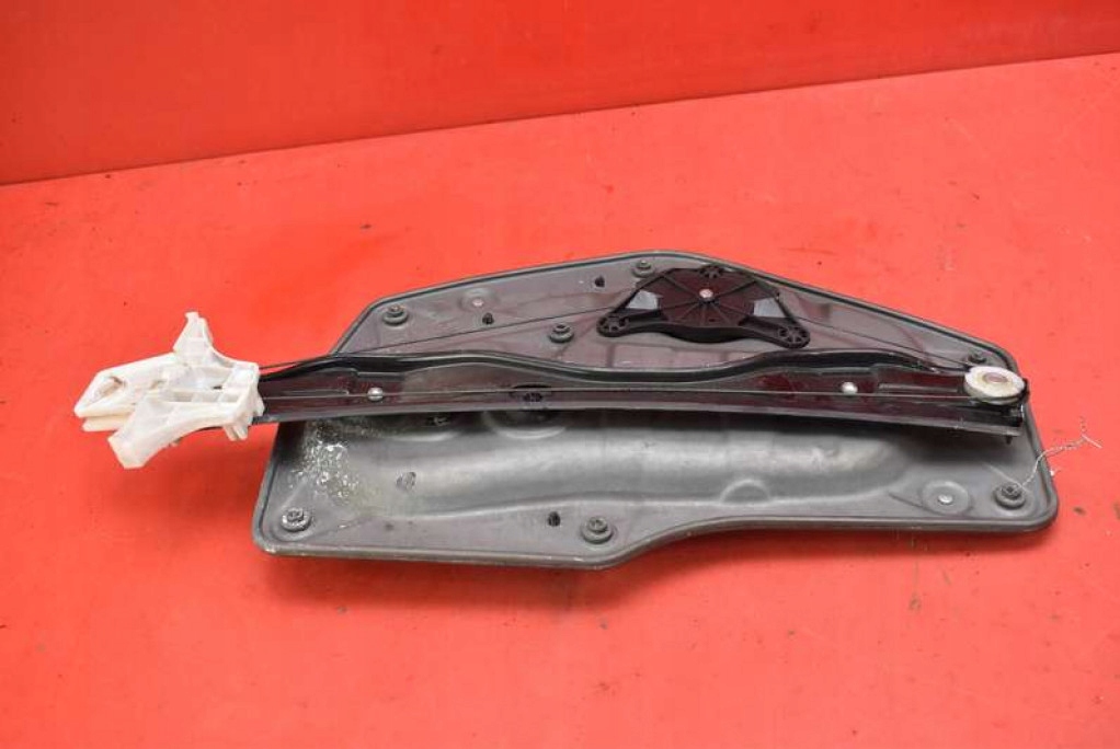 window regulator right rear part 8K0959812A SKODA SUPERB 2 II 08-13