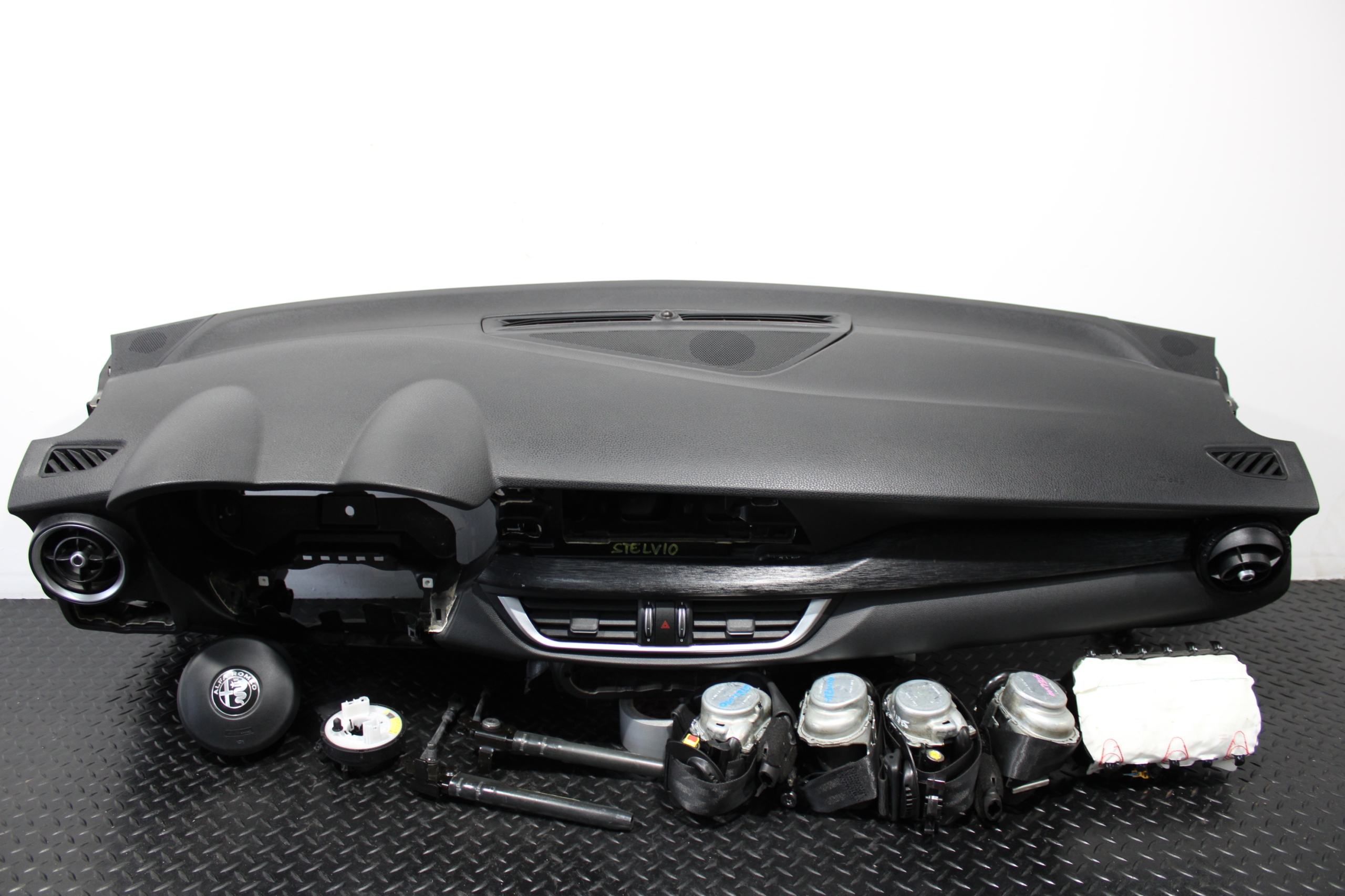 dashboard console airbag airbags ALFA ROMEO STELVIO