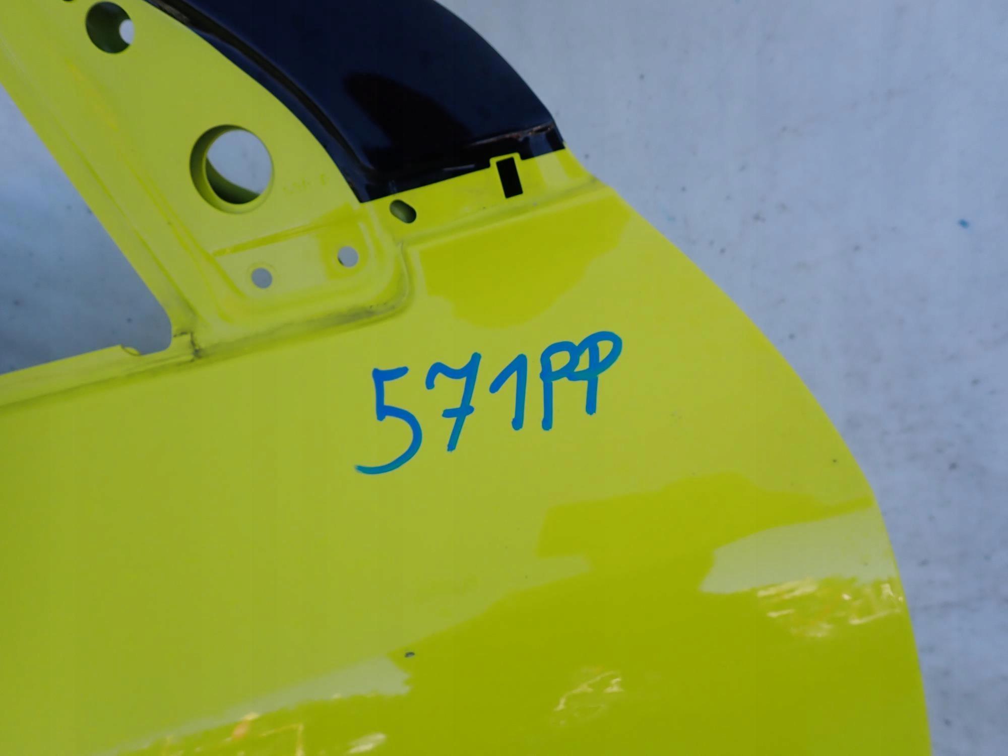 SUZUKI SWIFT V 5 17- door front front right