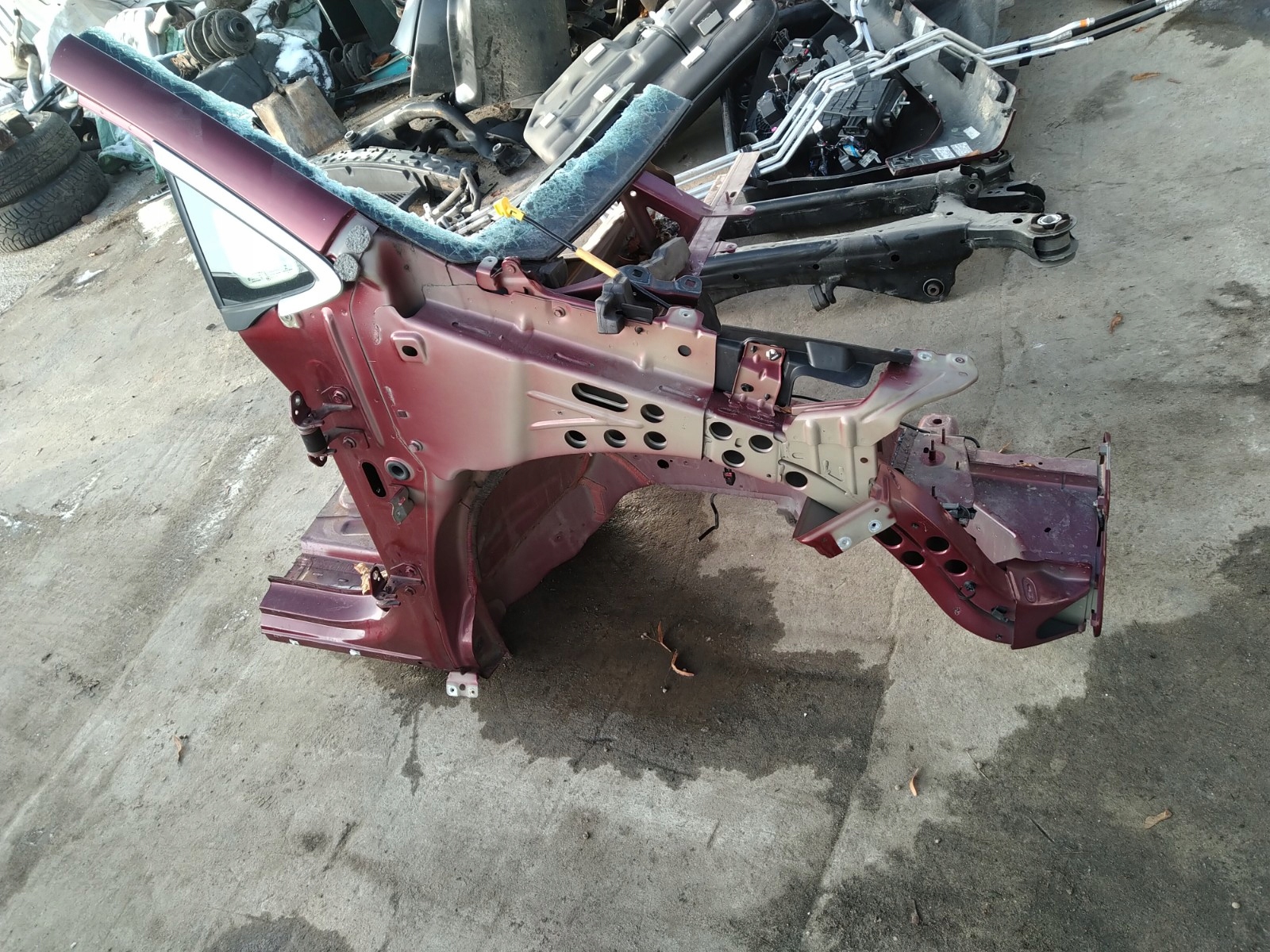 CHRYSLER PACIFICA 17-25R четверть правый передний порог