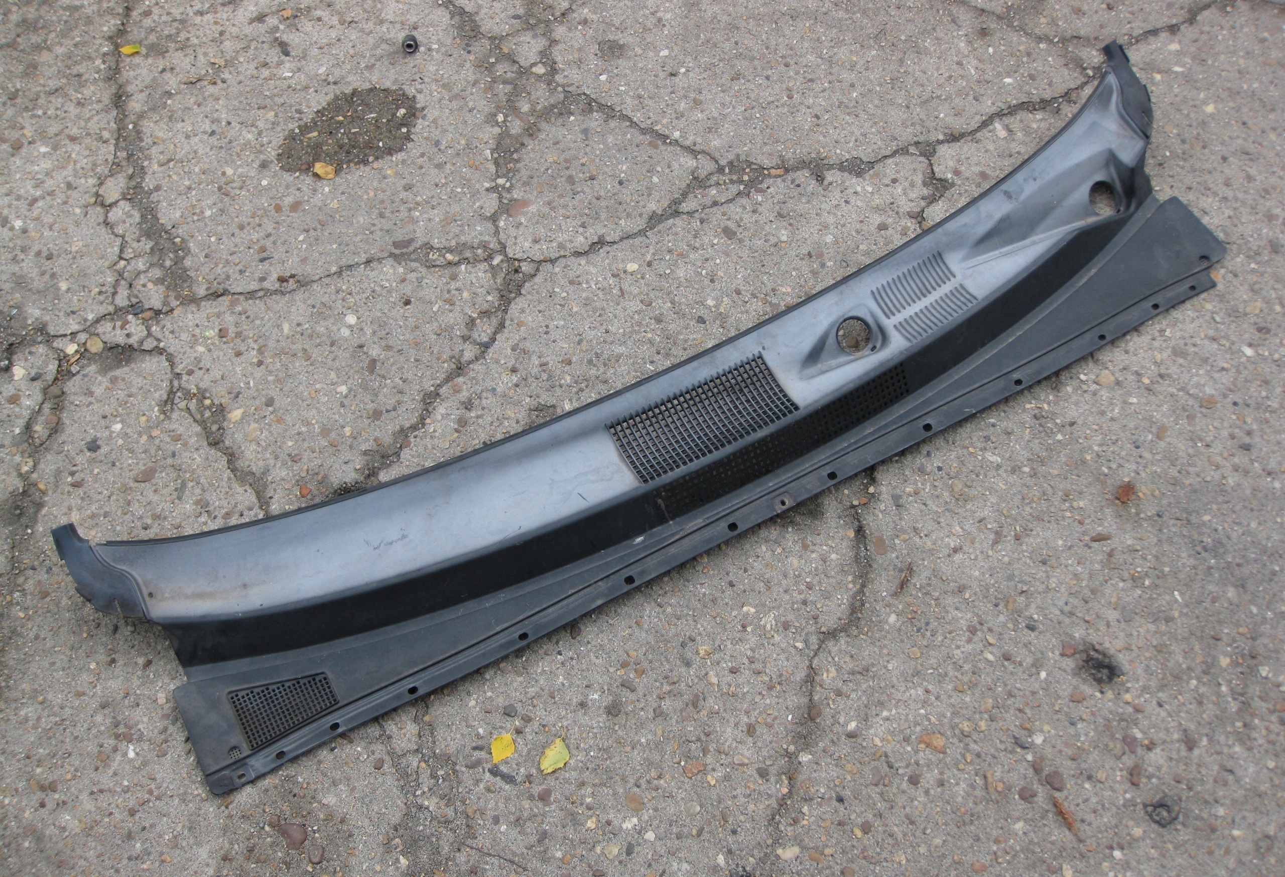 HYUNDAI TUCSON and 08R torpedo front plastic 86150-2E000