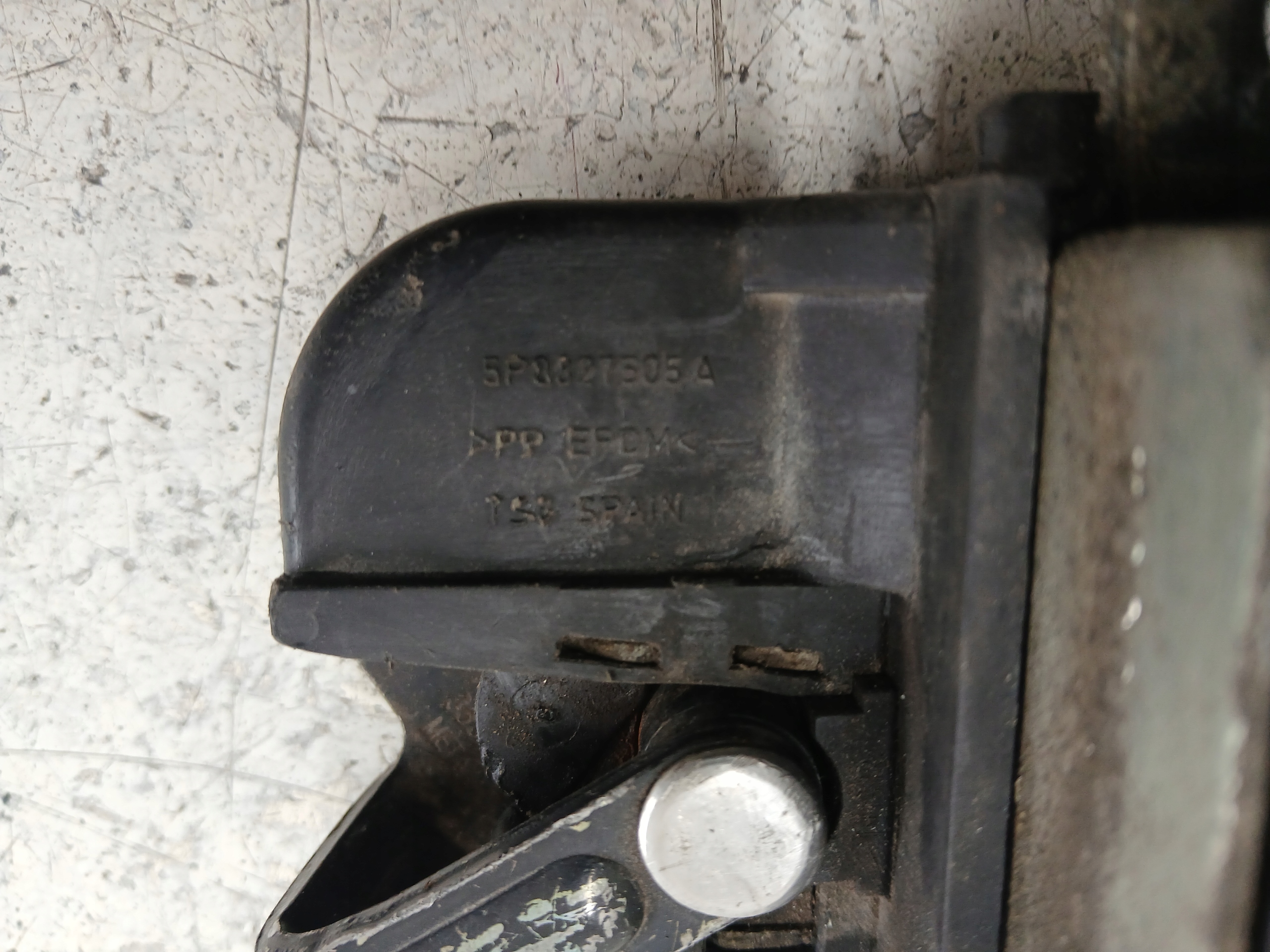 SEAT ALTEA and lock bonnet boot 5P8827505A