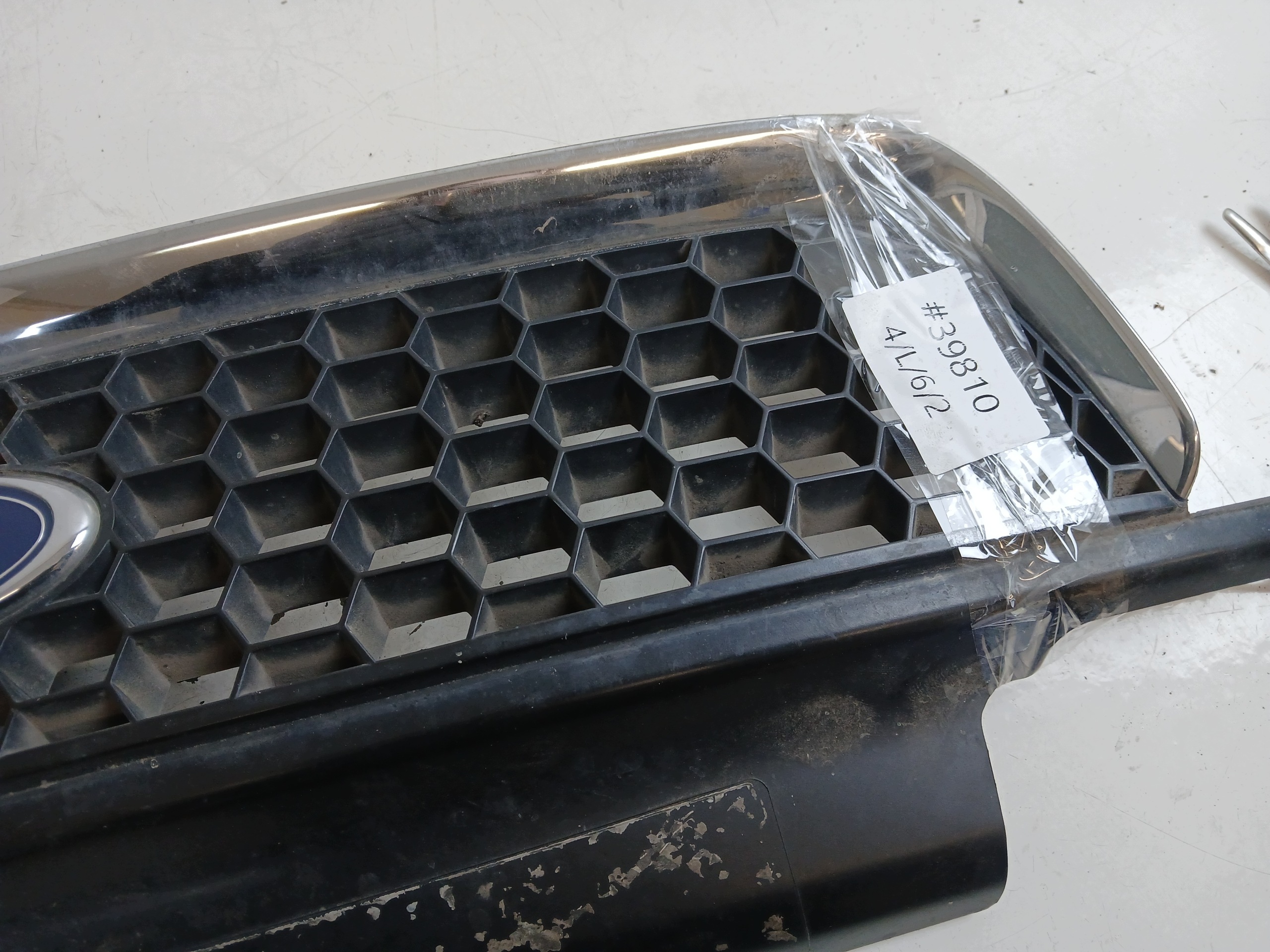 FORD MAVERICK II grill grille radiator