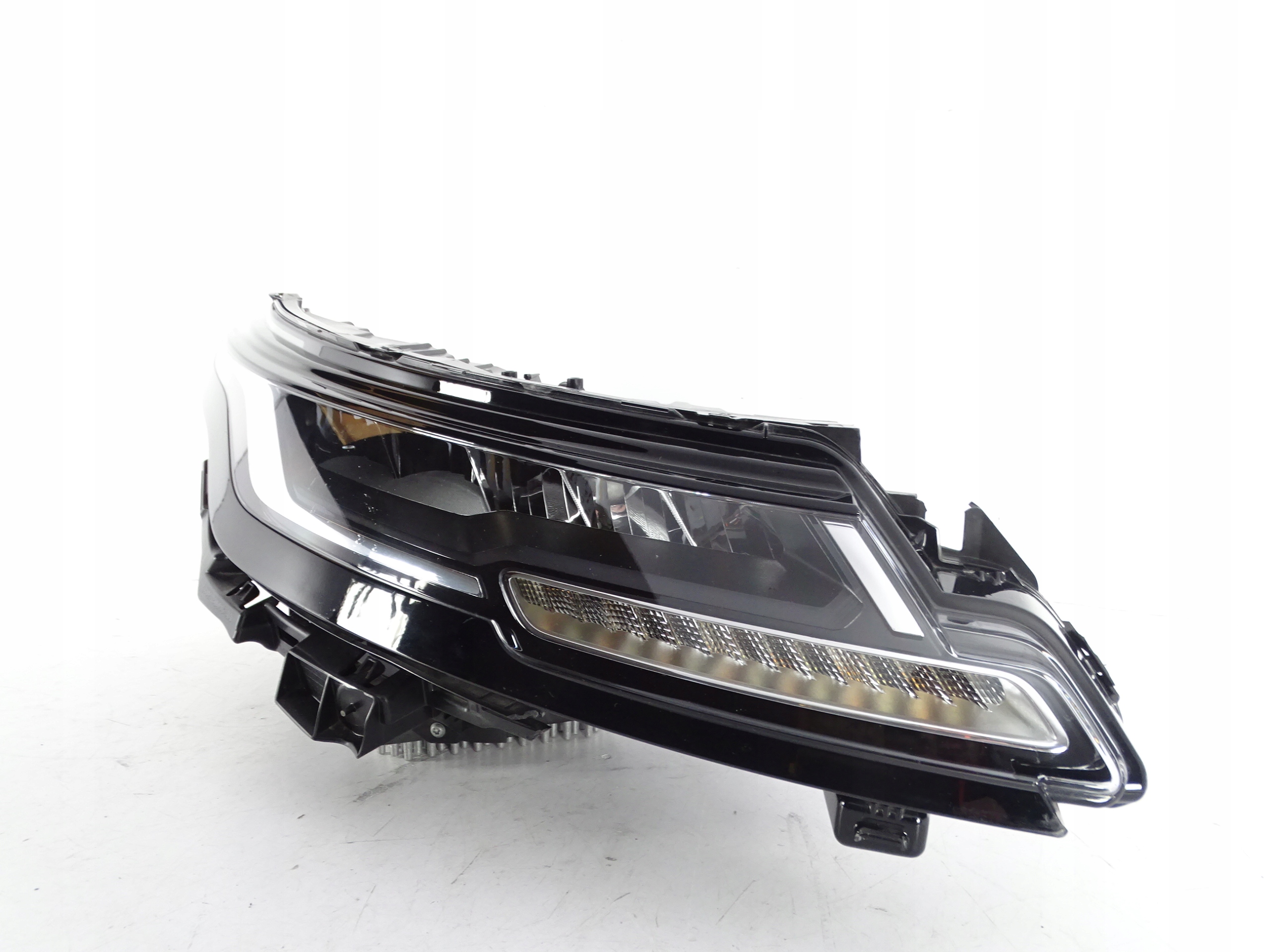 фара правая Range Rover Evoque II L551